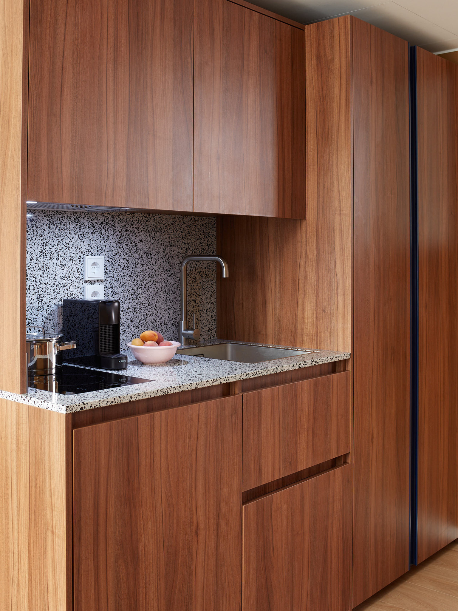 Accessible_Large_Studio_with_Kitchenette3_S