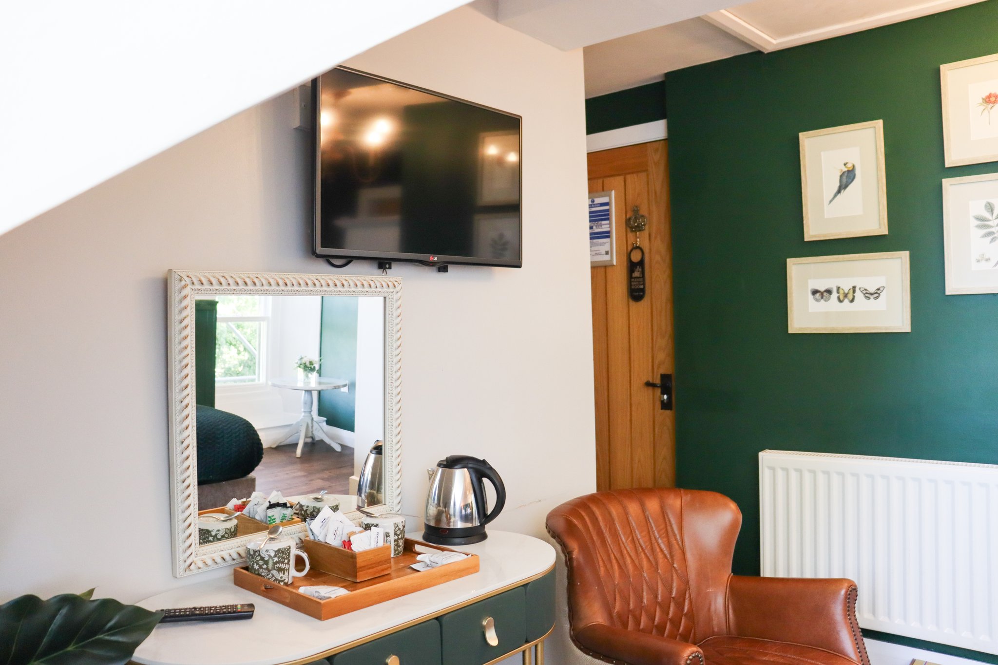 mpR1KvF0t0j55hWVlqSLA_Room_8_Superior_Superking_or_Twin-1_S