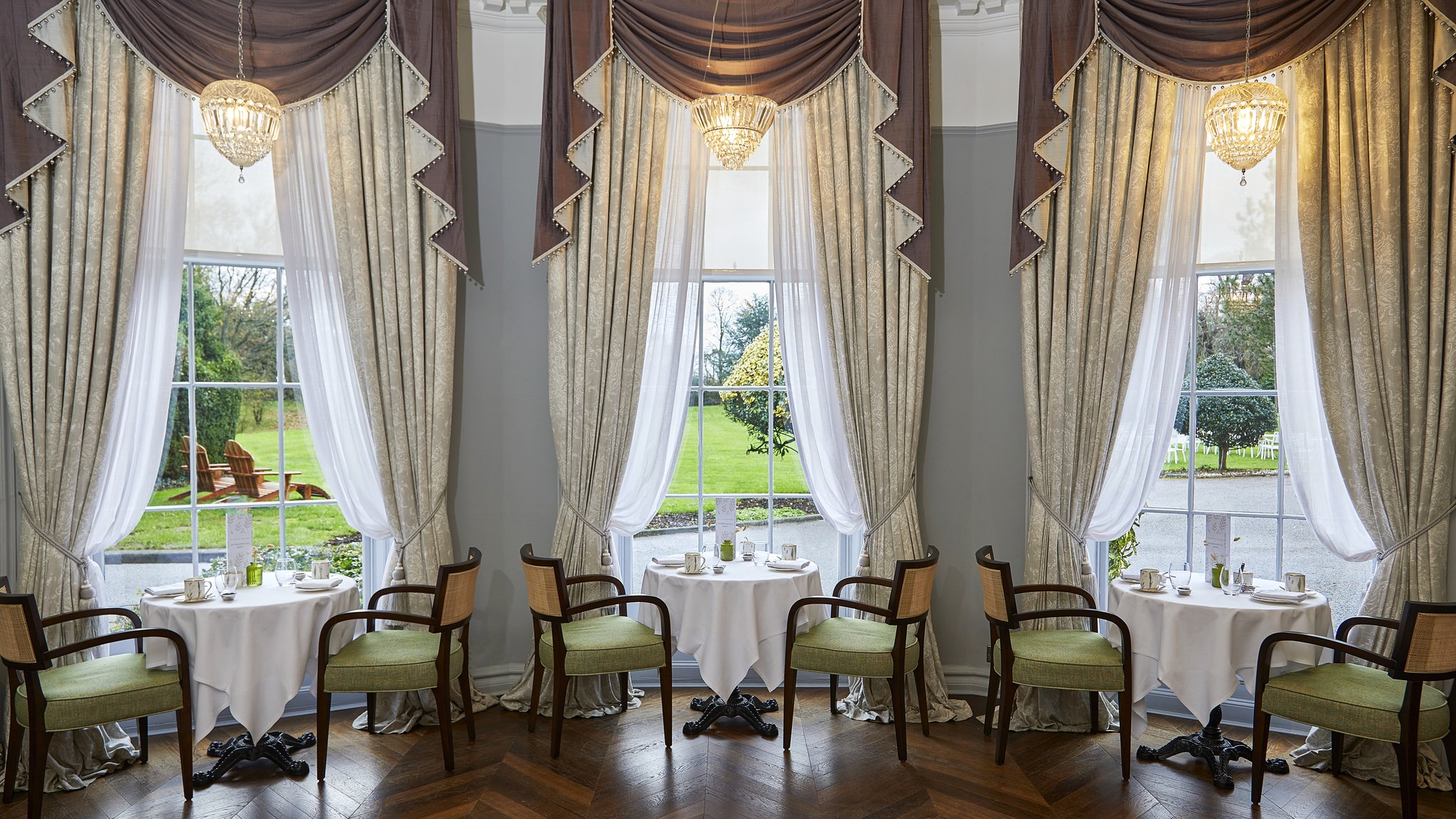 24_11_27_Burnham_Beeches_Evergreen_Room_112_LR_CROP_S