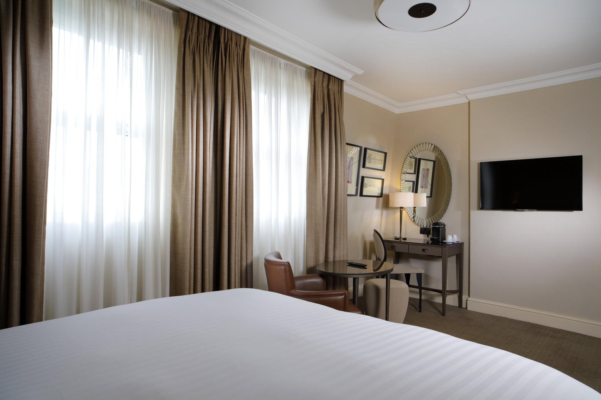 Heritage_superior_double_room_2_S