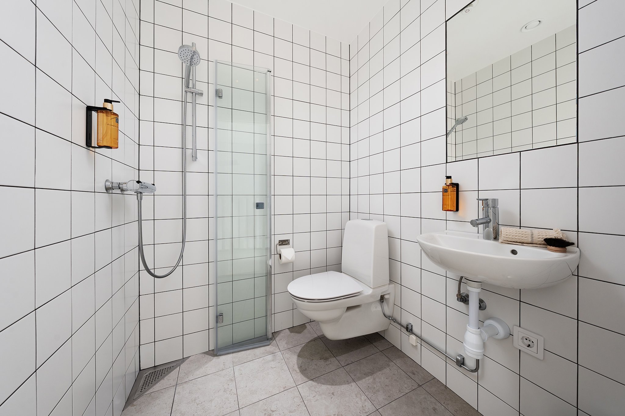 Four_Bedroom_Apartment-03_S