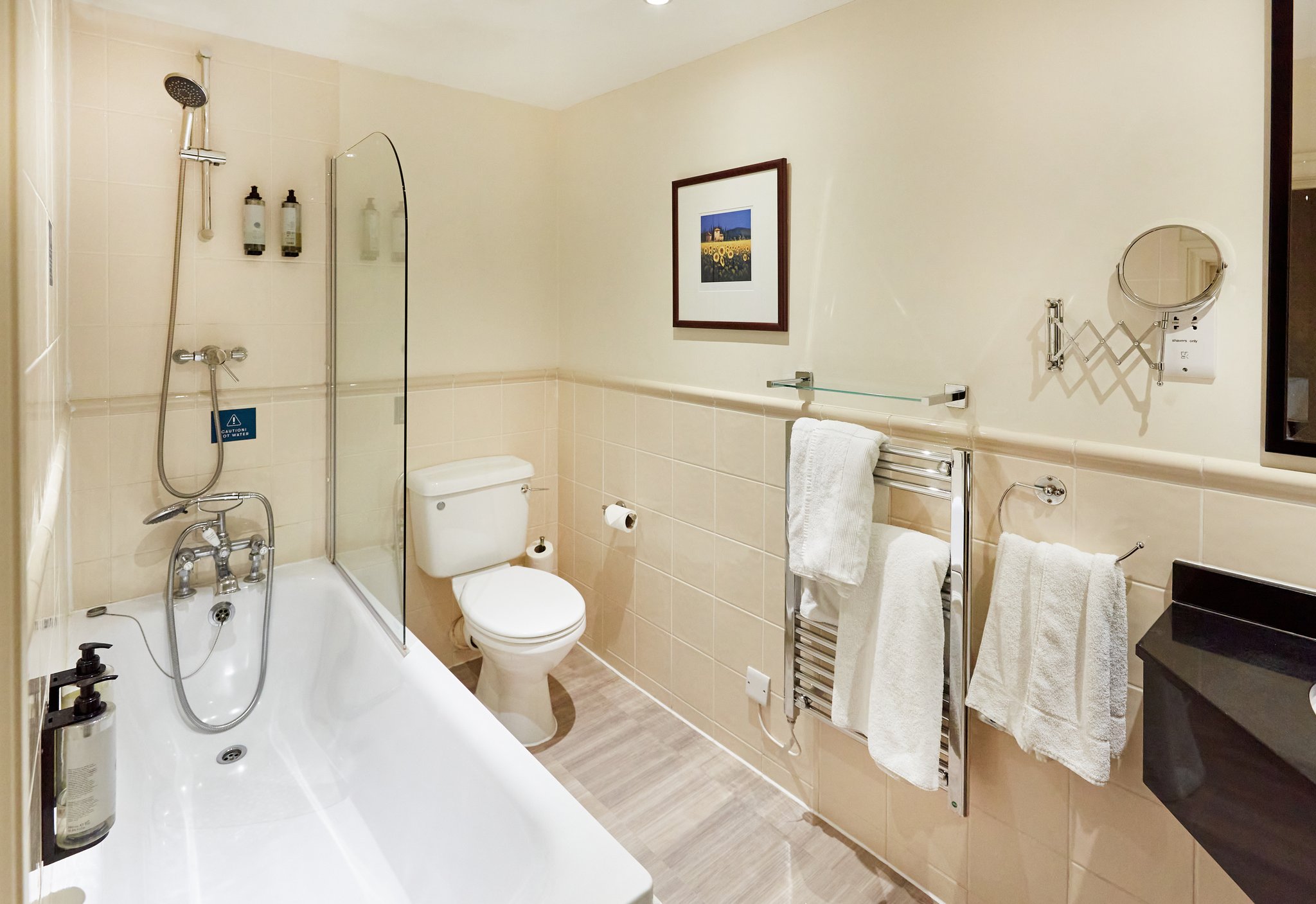 Comfort_Bathroom_(2)_S