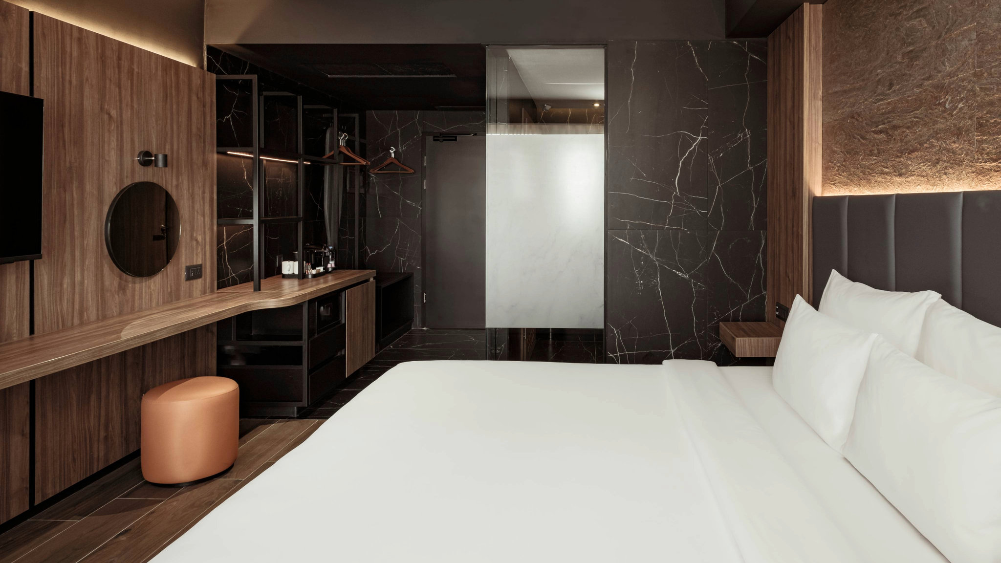 AX_ODYCY_-_Rooms_-_Deluxe_Room_Land_View_(4)_S