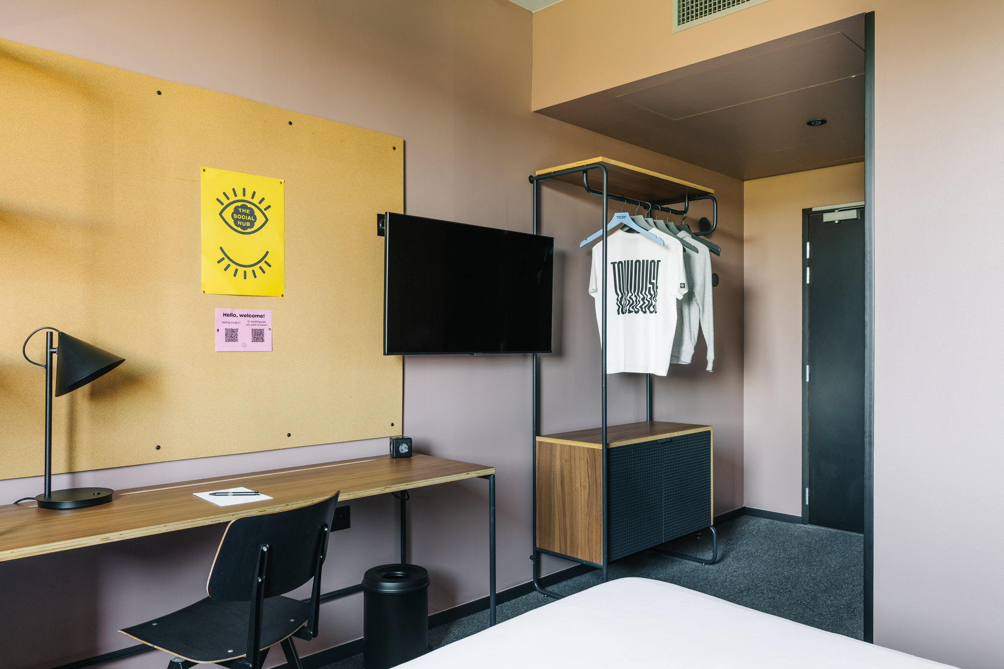 The_Social_Hub_Toulouse_STANDARD_QUEEN_-_Interior_Hotel_R_S