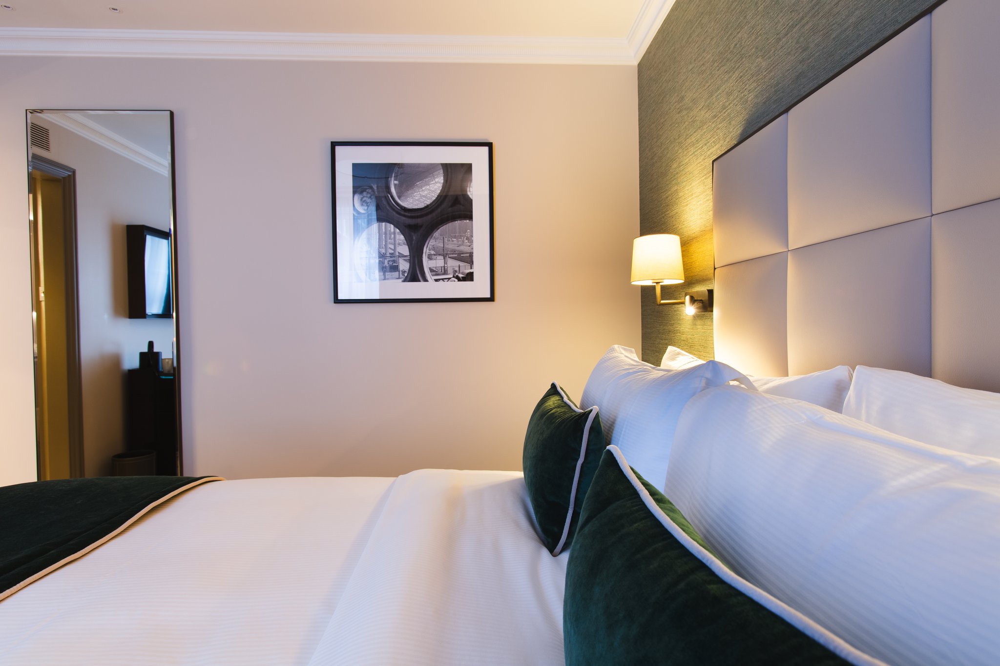 Zxg1gafa0WREKBdtMmqg_08_Rathbone_bedroom_eight-7_-_Small__S