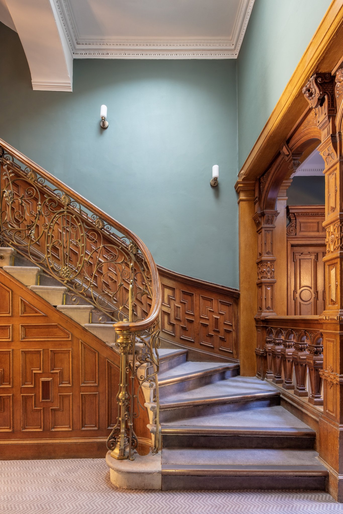 The_Scott_-_Staircase_S