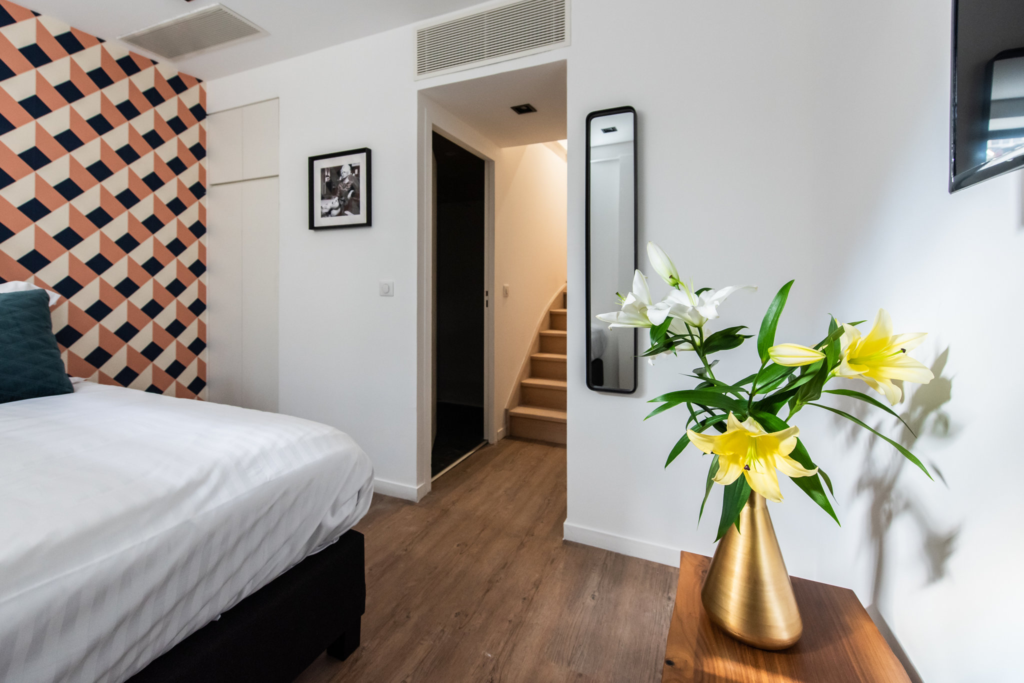 dhrFxG0hWEGz8tzP4xSOjw_Duplex_One_Bedroom_Apartment_Essen_S