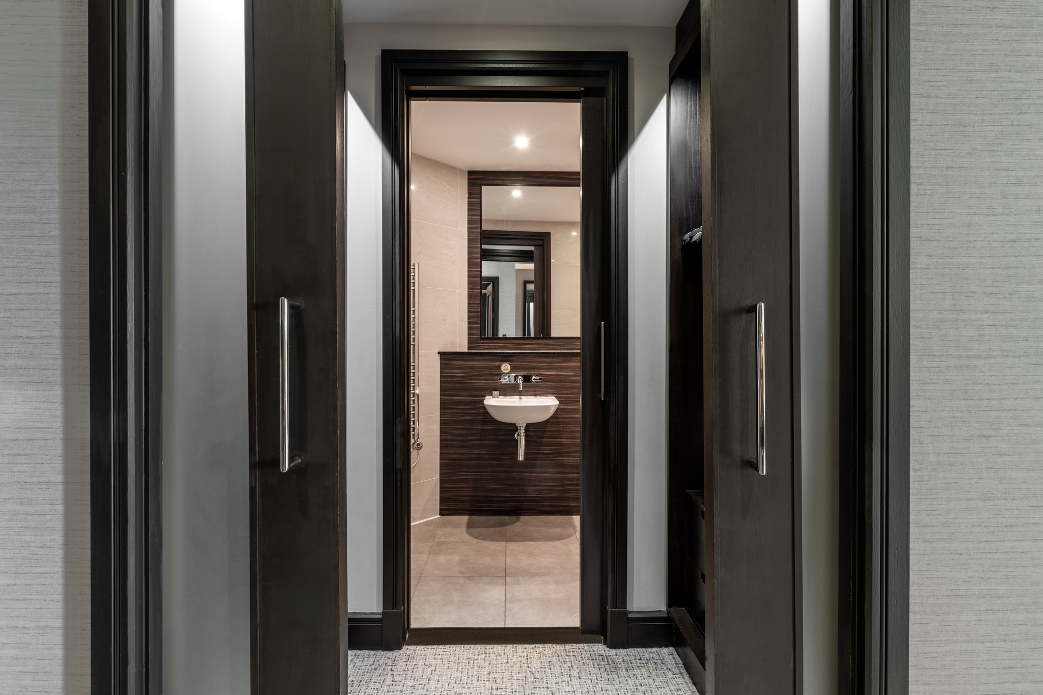 Woodlands_Suite-03_S