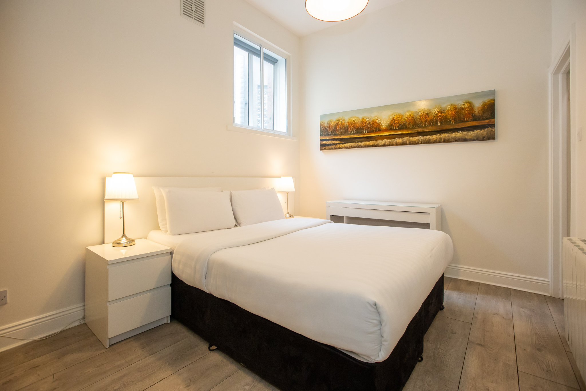 3_Bedroom_Apartment_Wellington_Quay_bedroom5_S