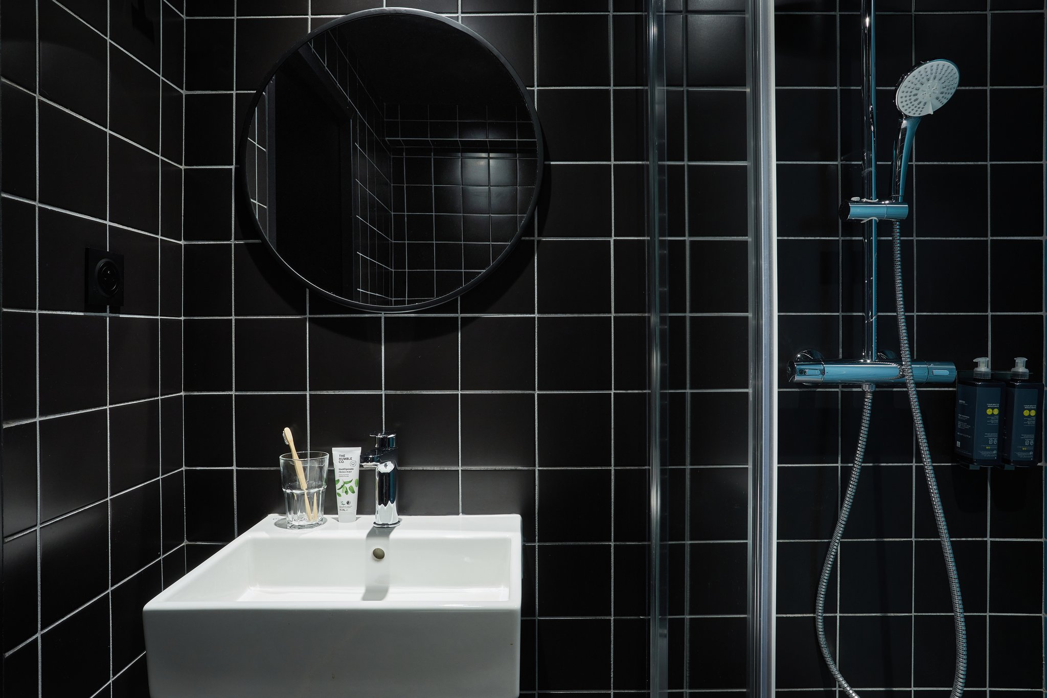 TheSocialHub_Toulouse_Interior_Semester_Room_Bathroom_Stu_S