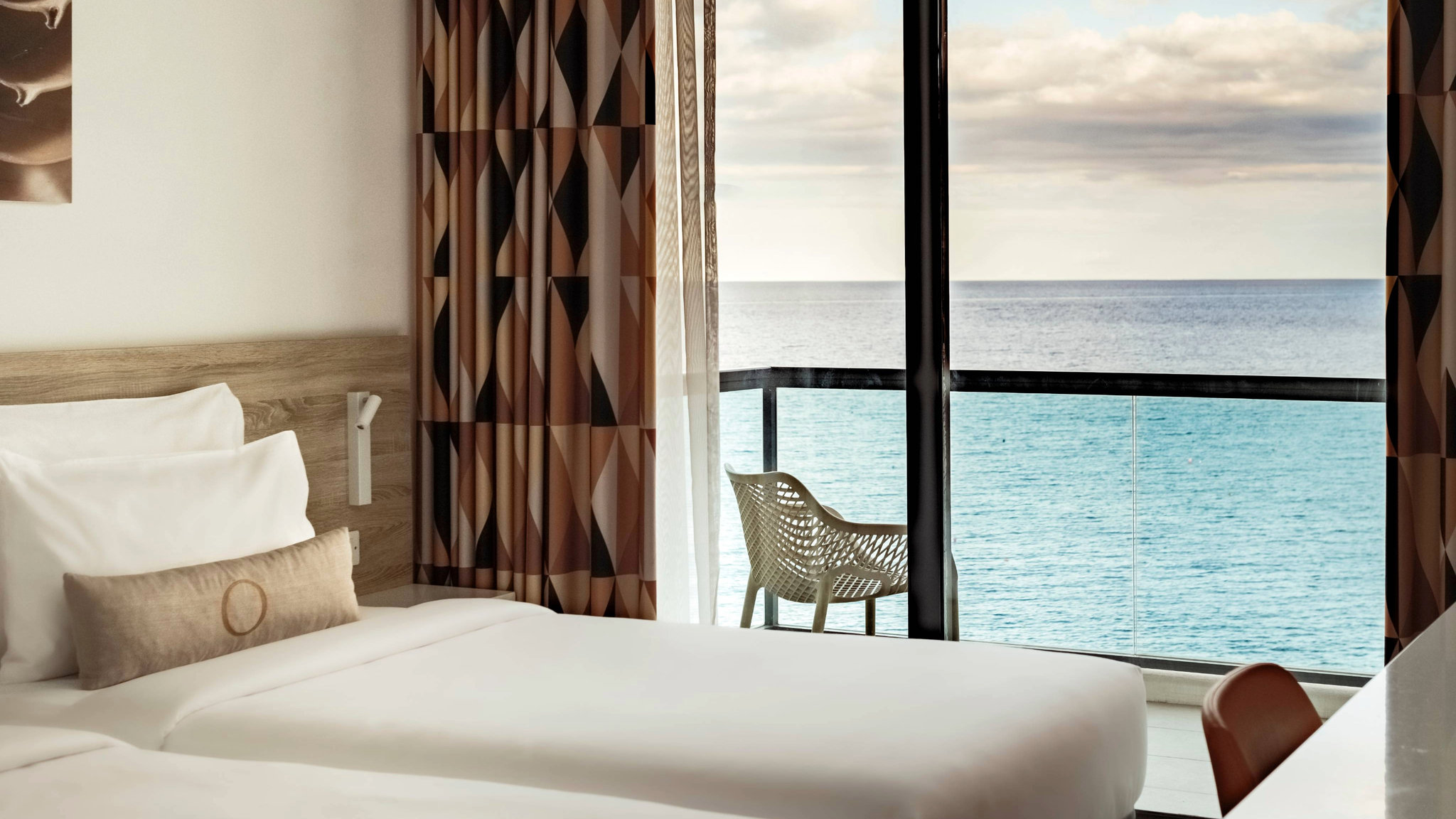 AX_ODYCY_-_Rooms_-_Family_Room_Sea_View_(3)_S