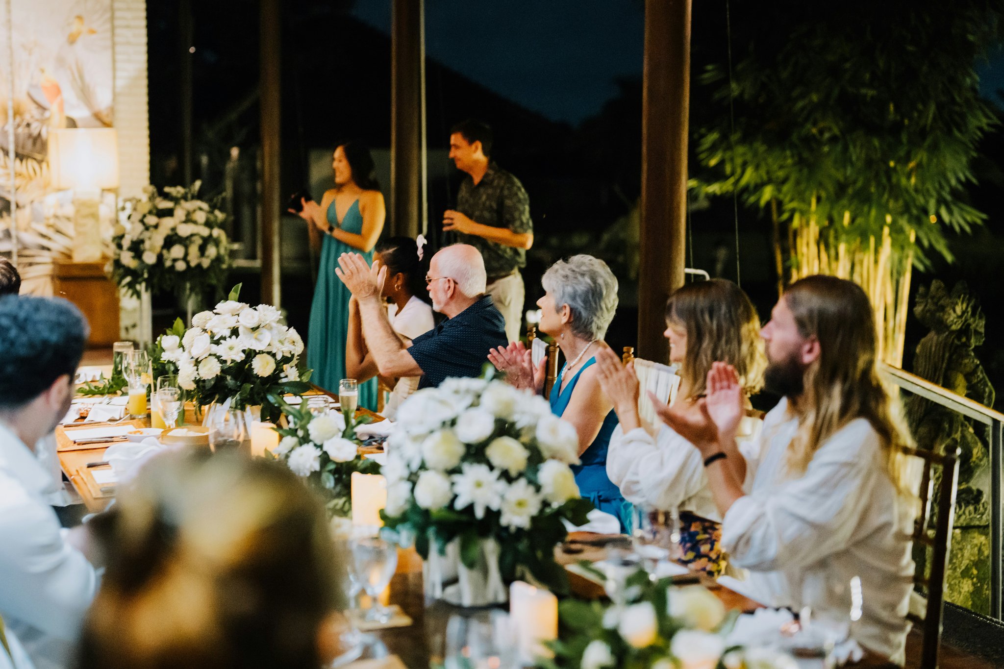 iKkjDU3tcESZQVTMEw4g_Bird_lounge_-_wedding_reception_9_S