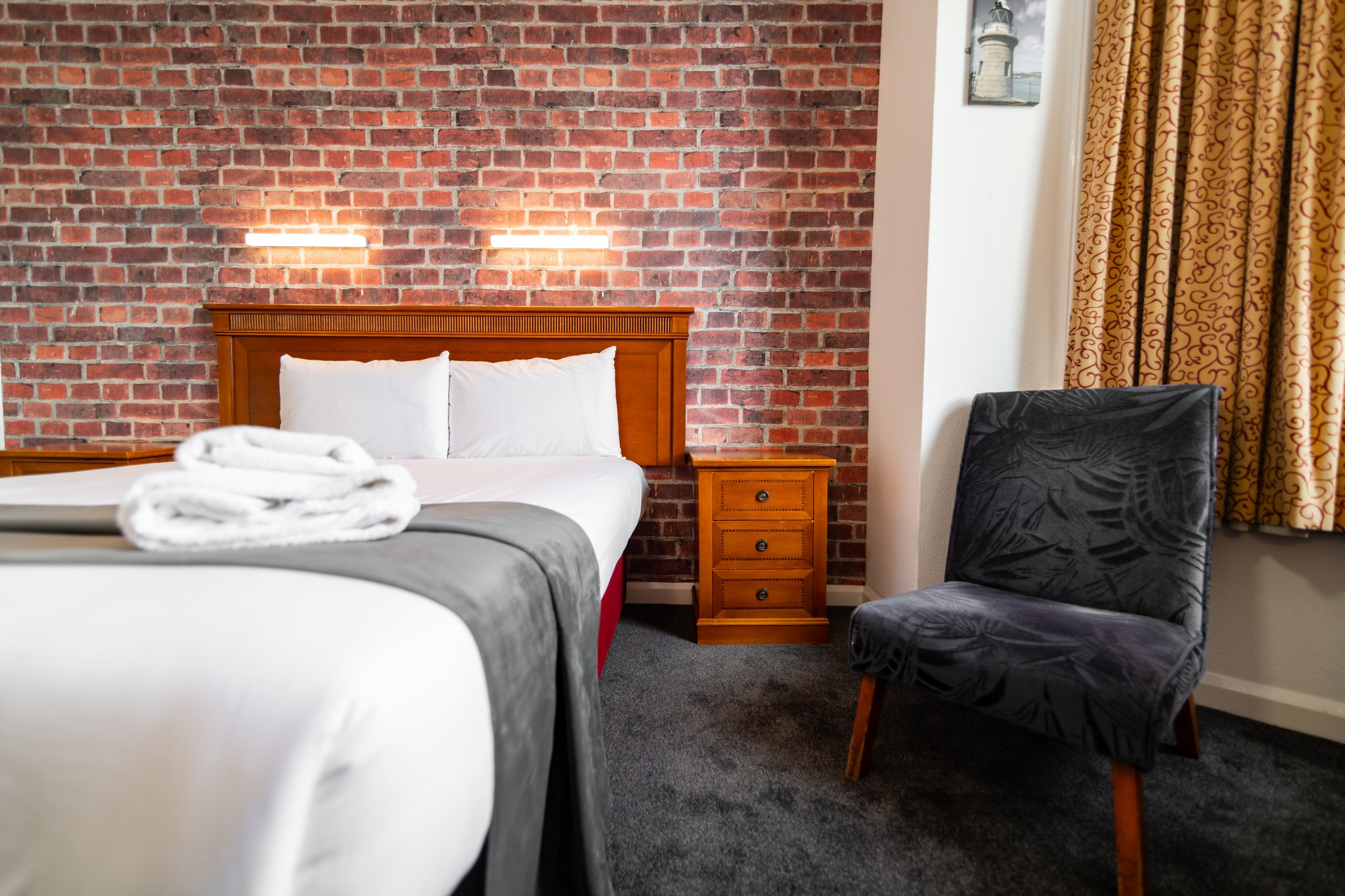 Double_room_cty_view_4_S