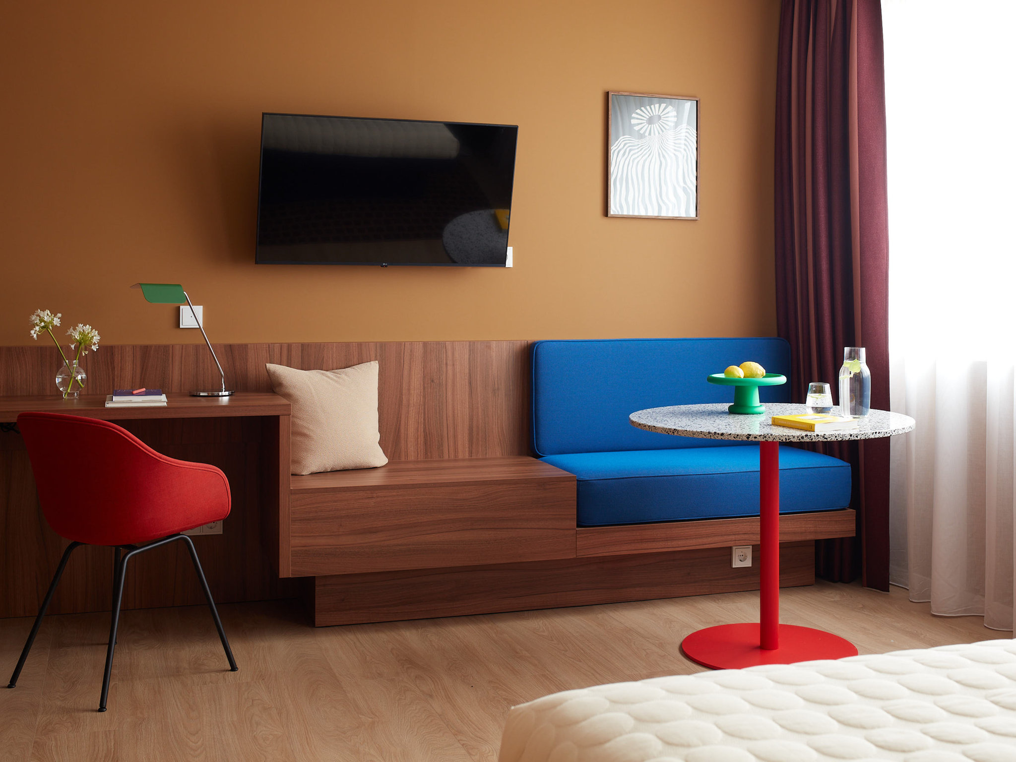 Large_Studio_with_Kitchenette2_S