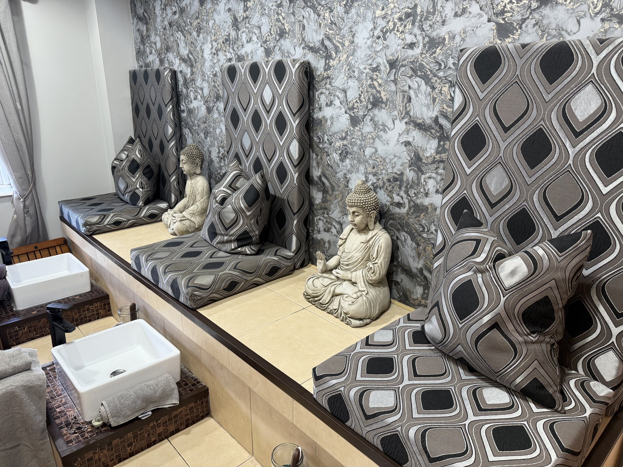 a8miZLWHKUSKVOaXXSa7qg_Spa-2_S