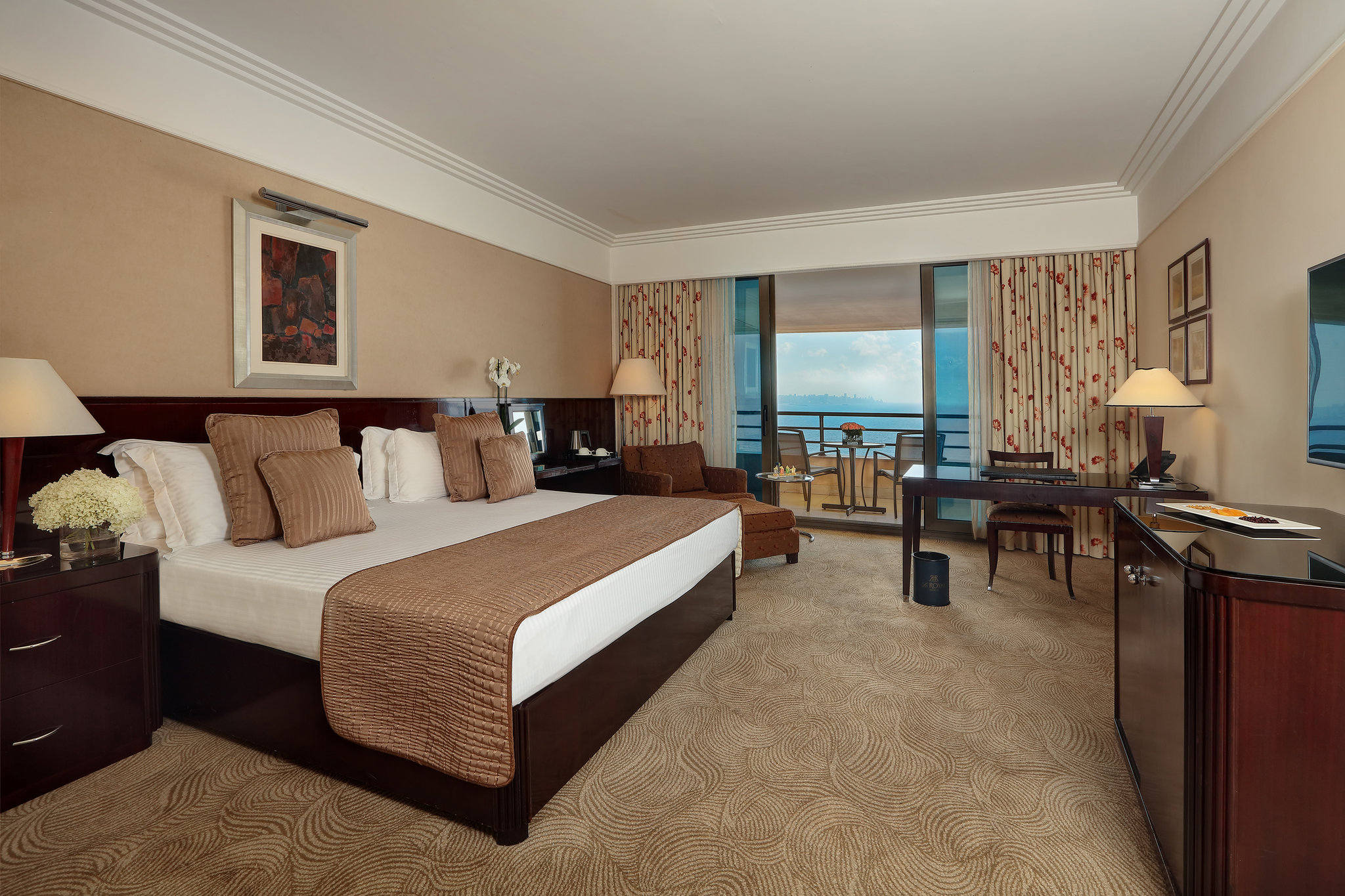 Deluxe_Room_-_A1D-bedroom_1_S