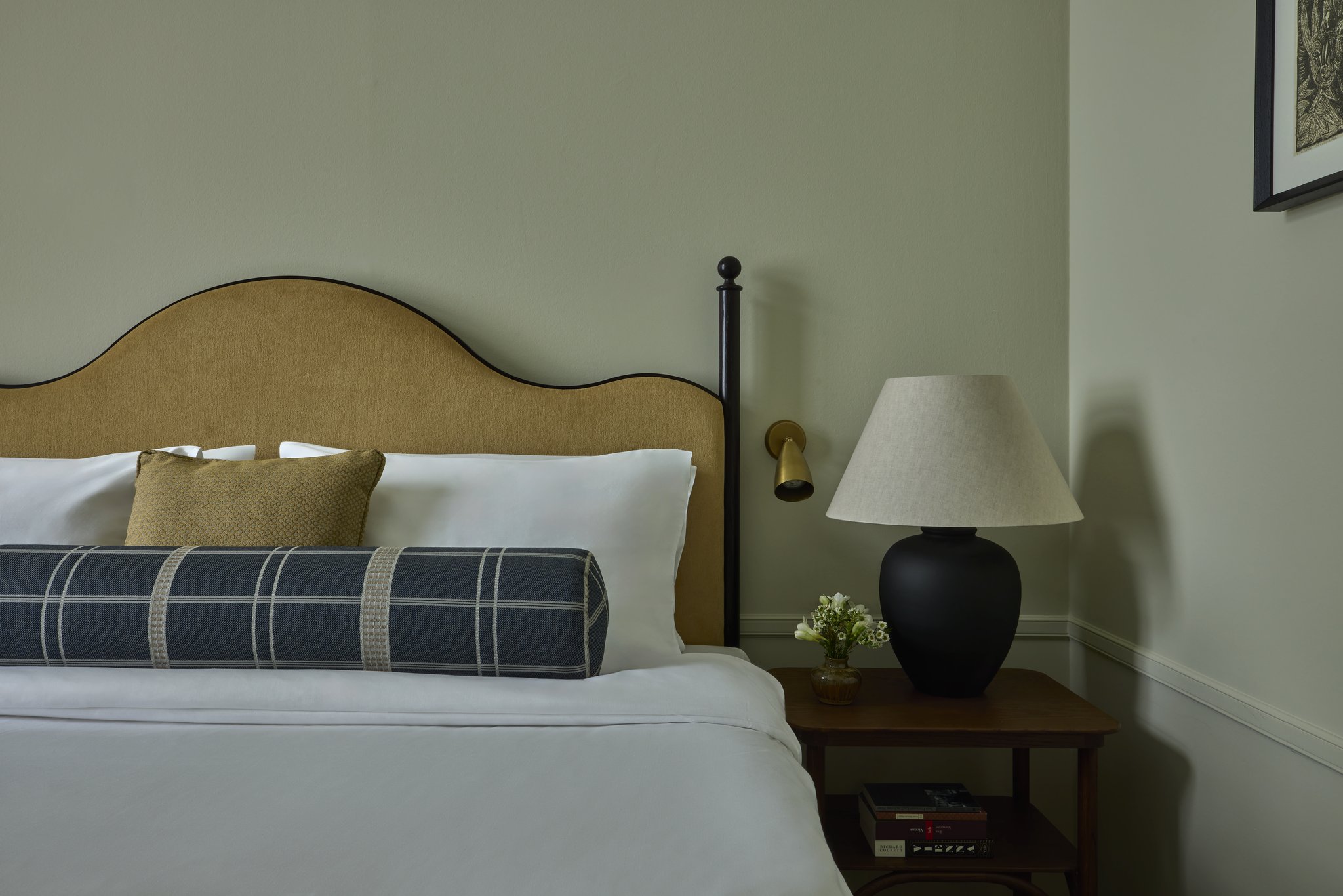 S1NFEe6g0WYqhZMAm0VDQ_7.The_Classic_High_Res__S