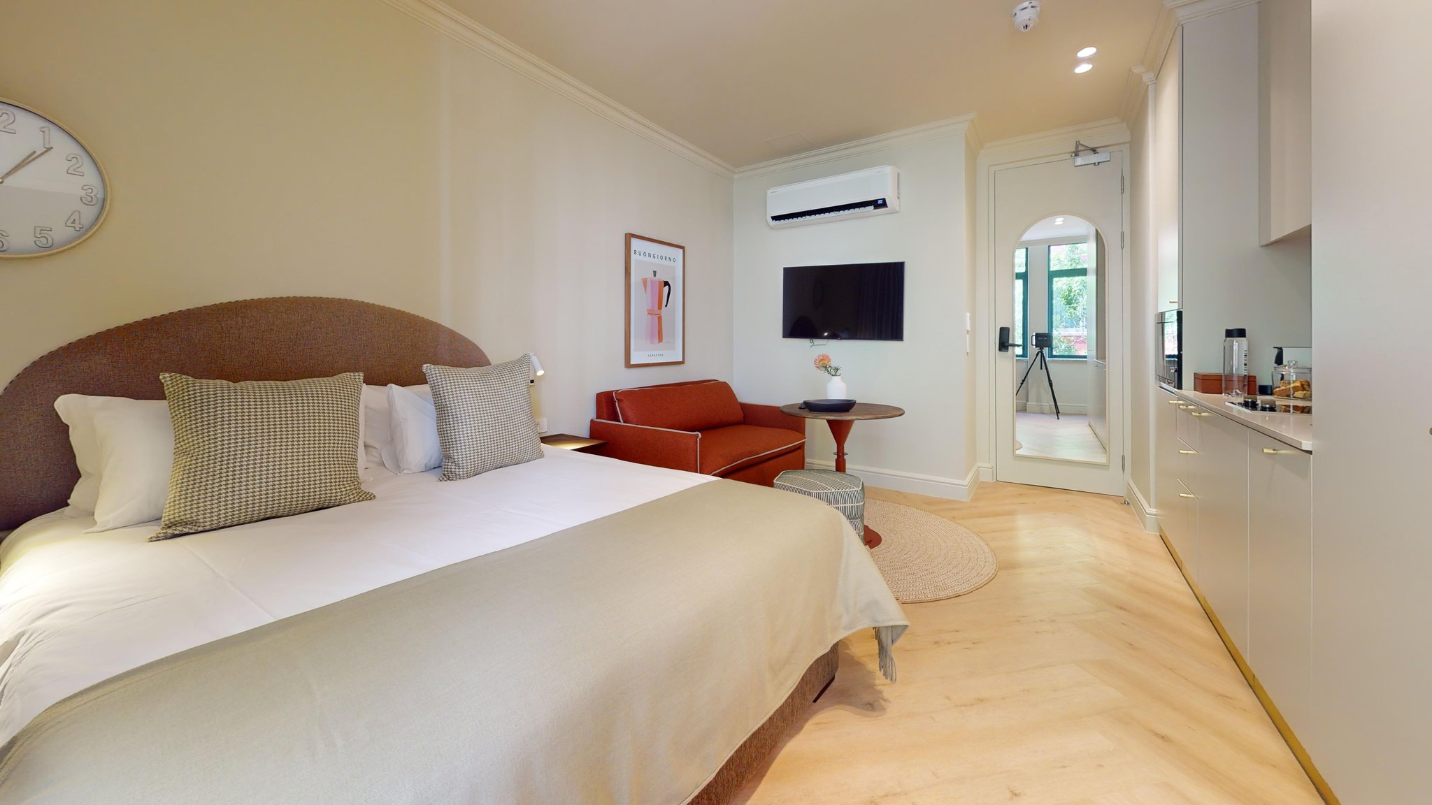 AscWj52fj0uE9AhPNfhAdg_Smart-Studio-Bedroom_2_S