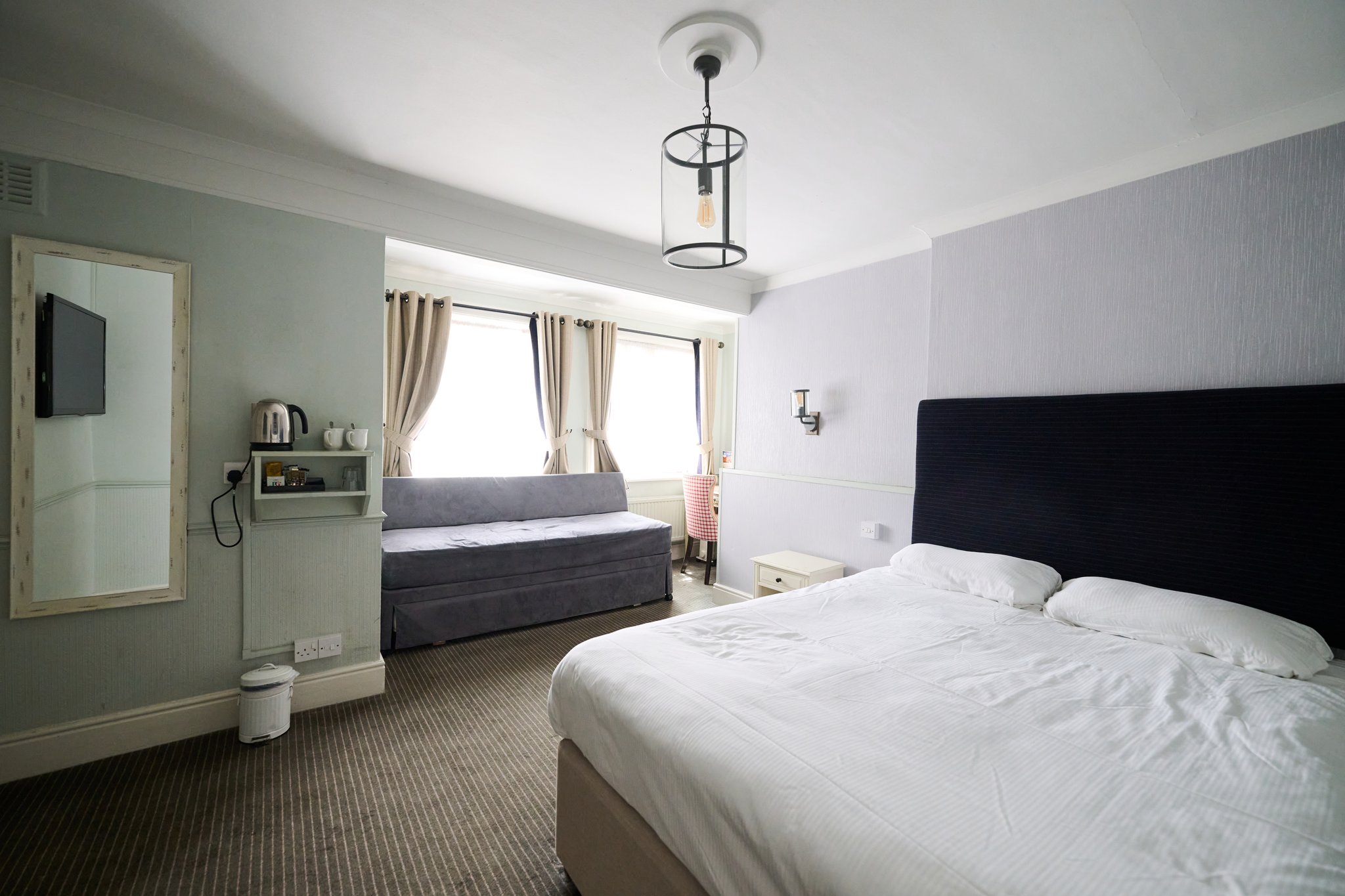 mXUh6wxue02gGEr20Zfjng_Family1_S