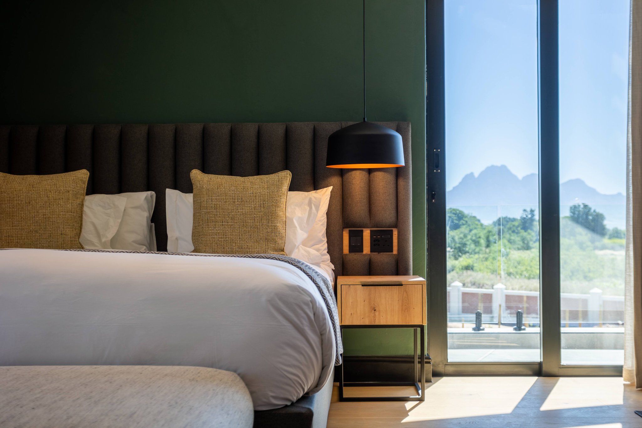 Executive_Room_(33)_S