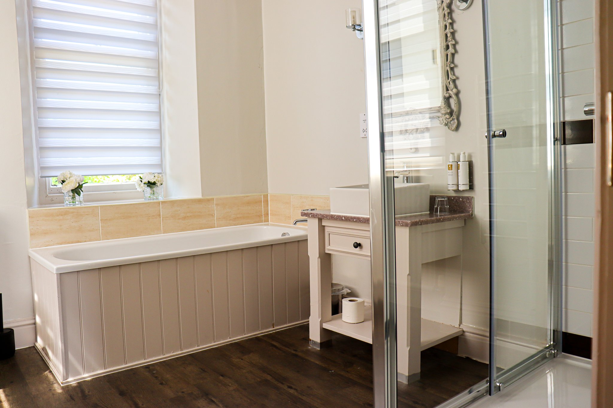 iGghy1EuzUyYi5z6pK3dmA_Superior_Superking_or_Twin_Room-11_S