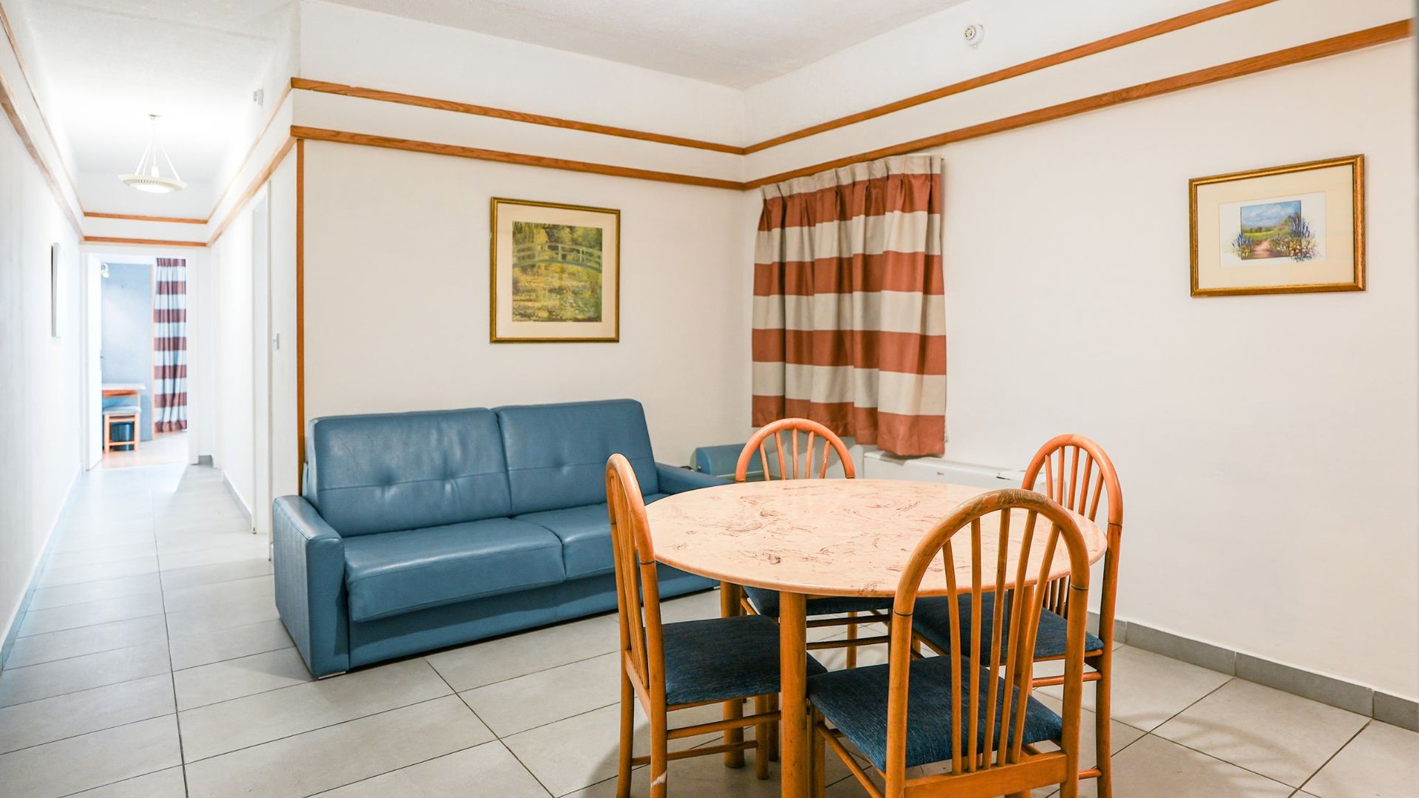 AX_Sunny_Coast_-_Two_Bedroom_Apartment_(2)_S