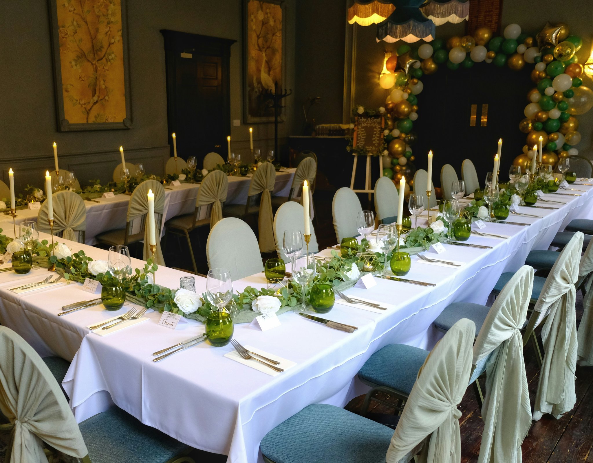 TVsbzt7FU6IMY3Au5j2Iw_CR_balloon_arch_S