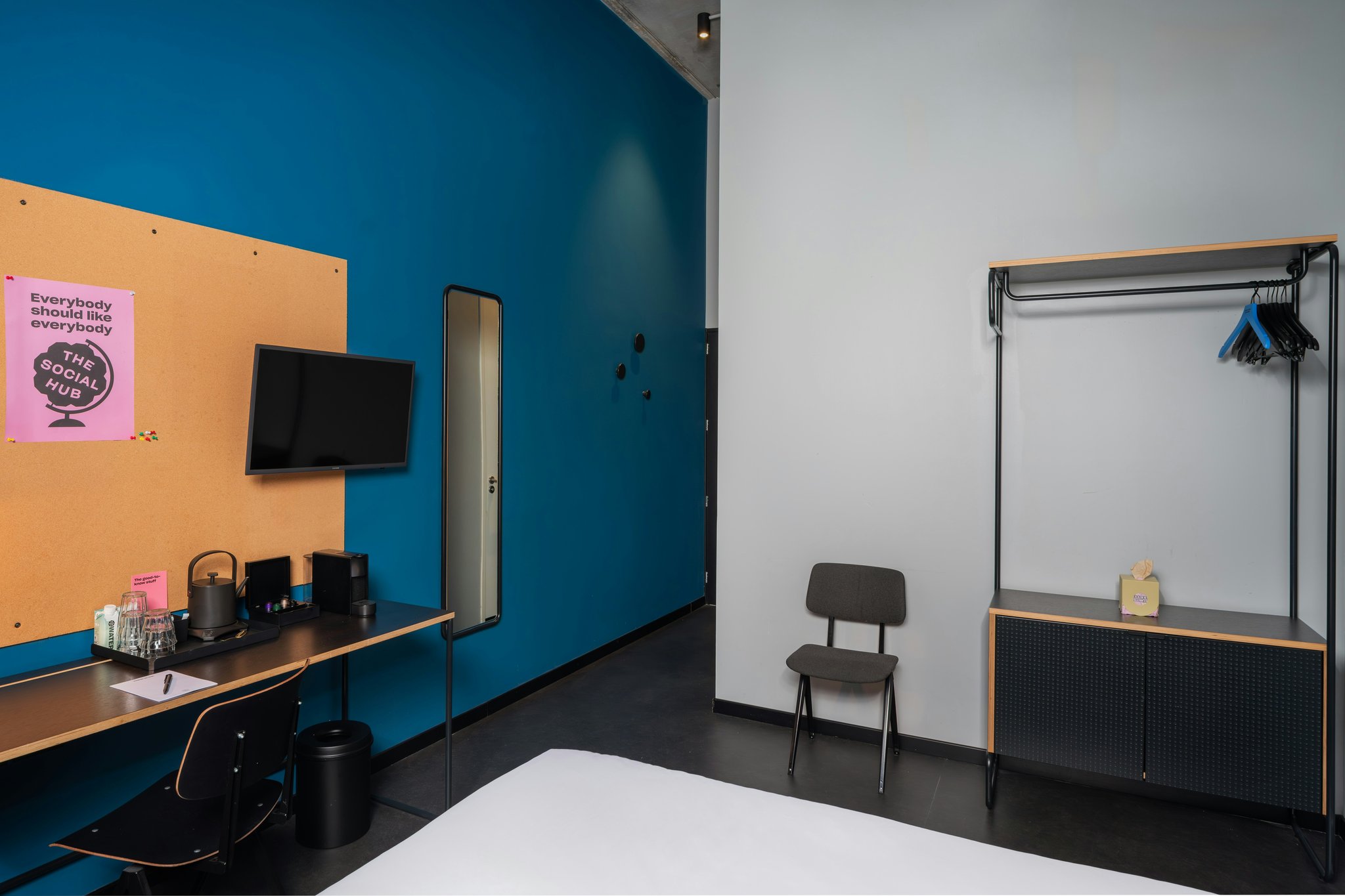 qKWWoTttfkXKs8LjNkQ_Standard_Queen_(2)_S