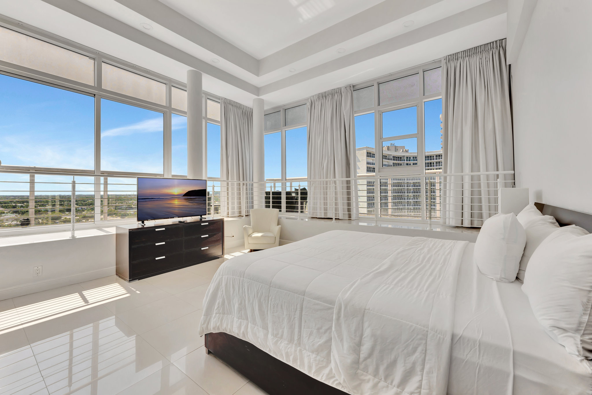 1KEjLeMD402zzSEbEgSviQ_82-print-DSC09178_S