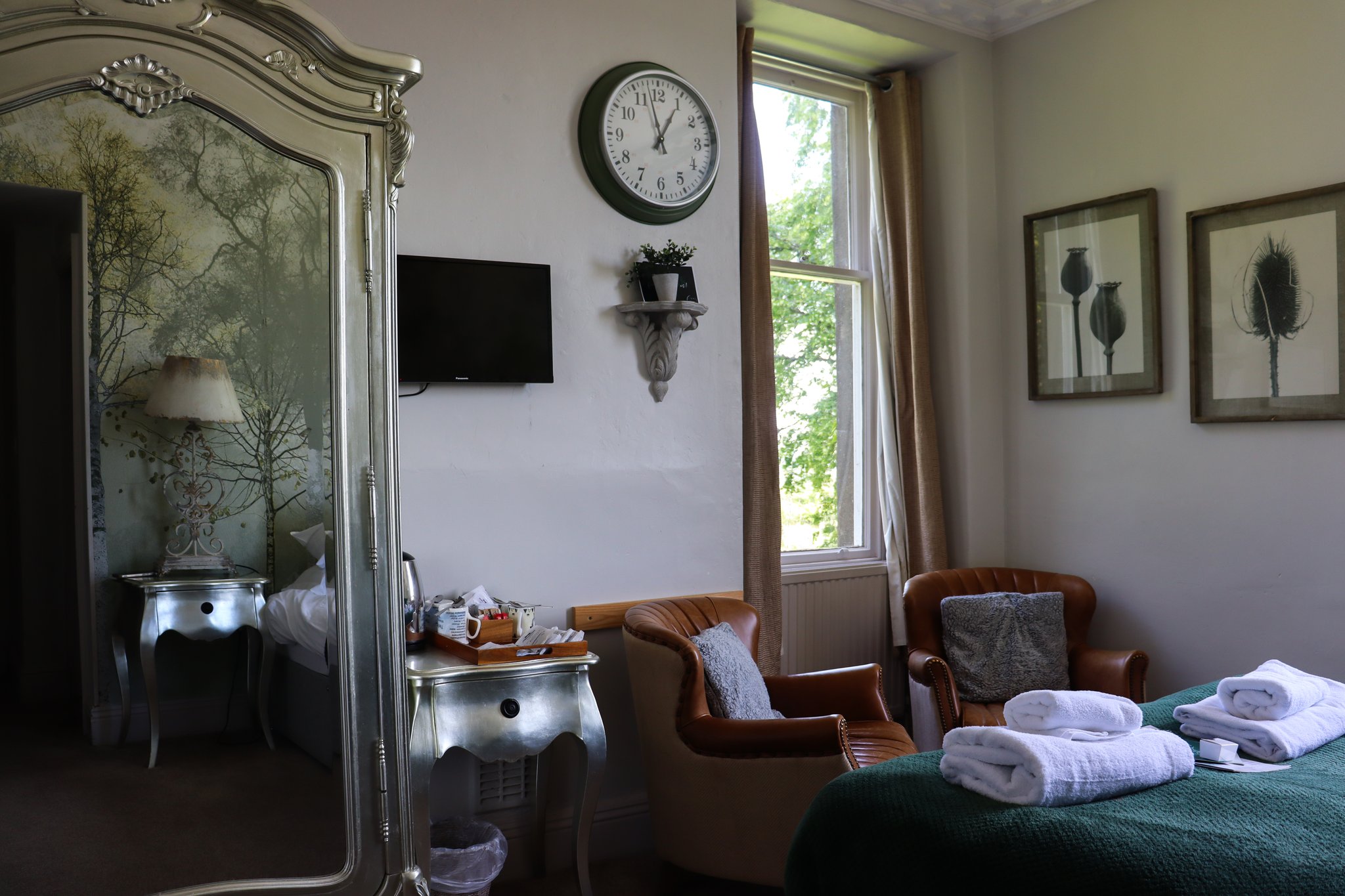 z5qjQlqEmEtN9shcIAPg_Room_9_Family_Room-23_S