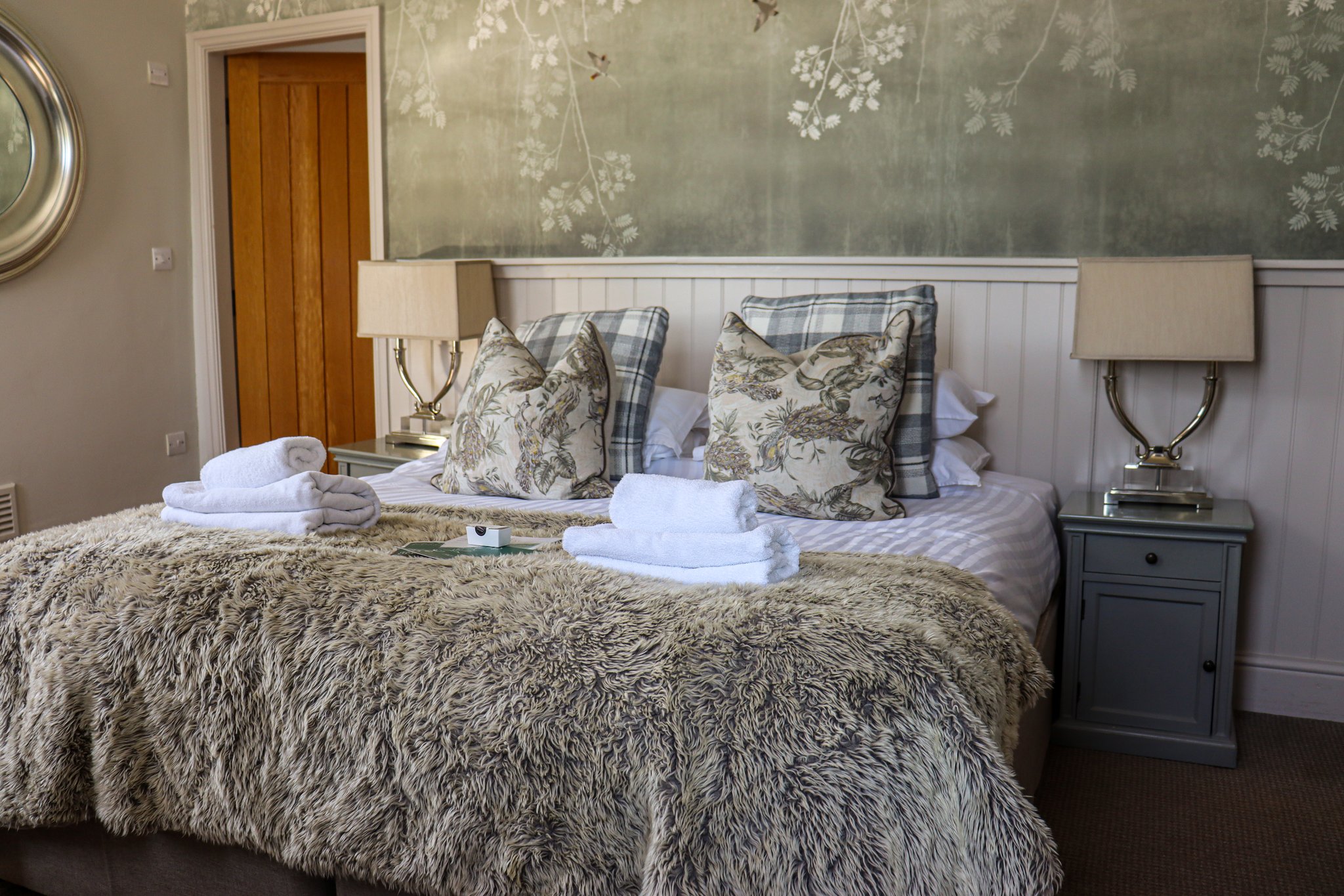 bDYH6YxJKUur5VqtnPKYQ_Superior_Superking_or_Twin_Room-10_S