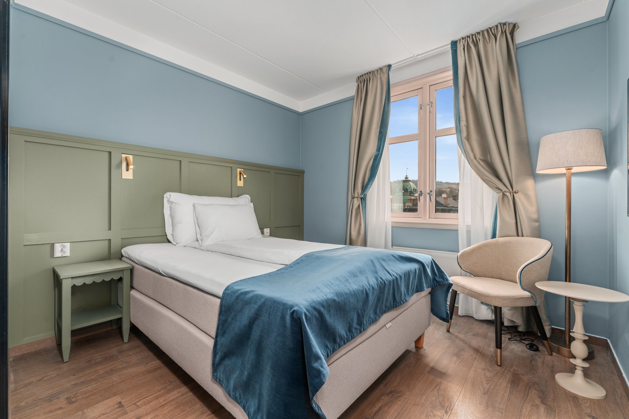 queen-m-brystning-first-hotel-Breiseth-Lillehammer_S