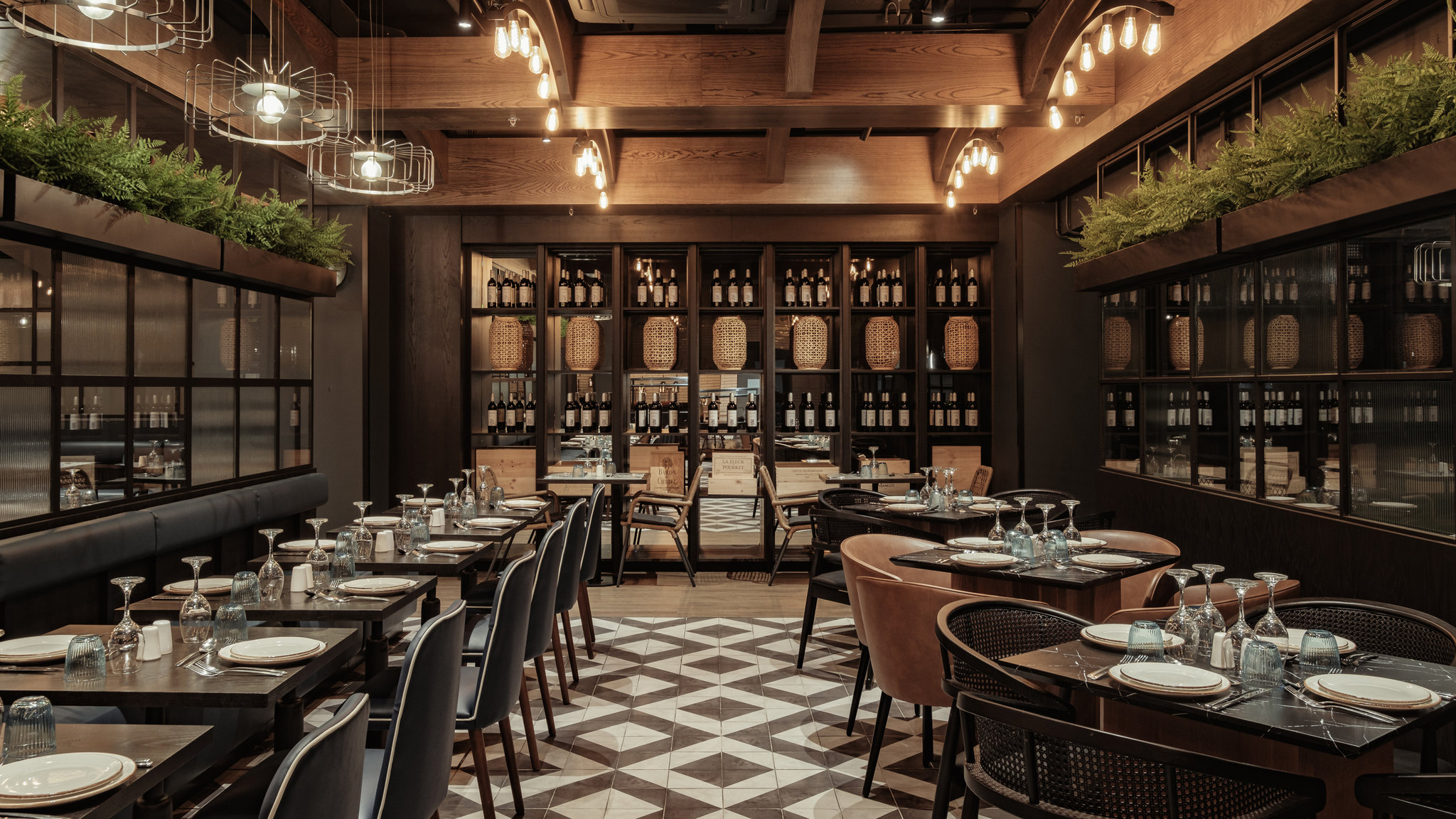 AX_ODYCY_-_Dining_-_Keel_(3)_S