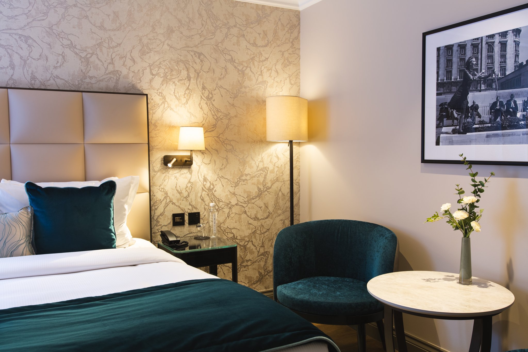 pbfGDSMtGEyM35q6wnk9Q_Signature_Room-08_S