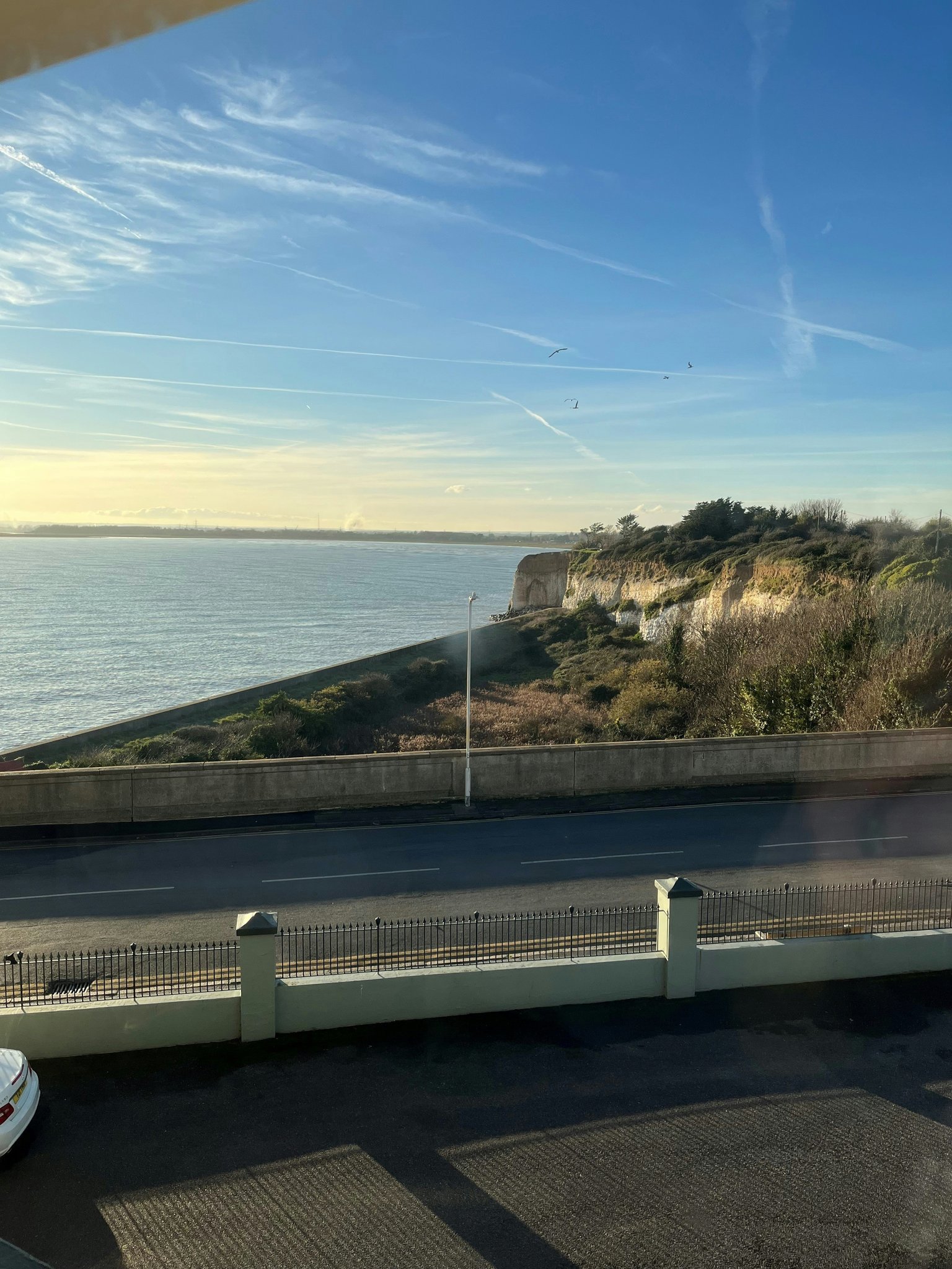 HIGg1d1mFEOp2eFg1Gv6A_bay_twin_view_S