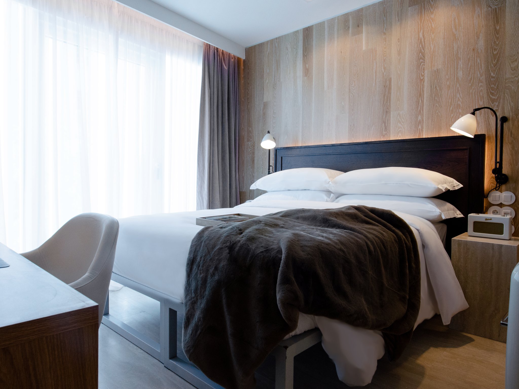 Contemporary_Standard_Small_Room3_S