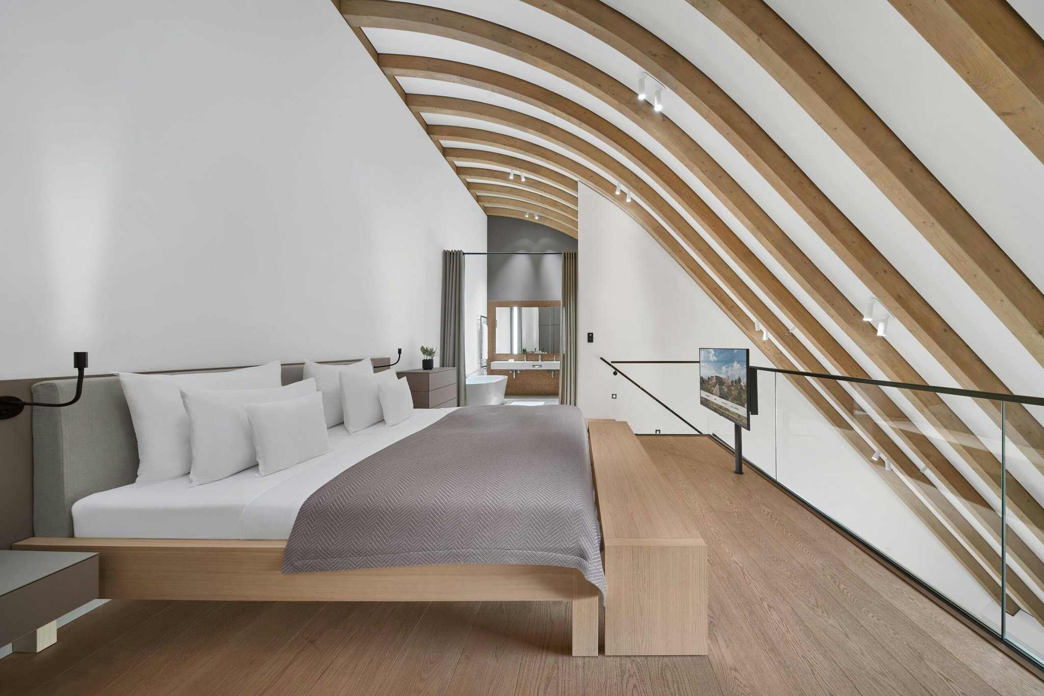 YLqzD1nBXUe3OiaEJ3lX3A_Deluxe_Maisonette___A1D_4_S