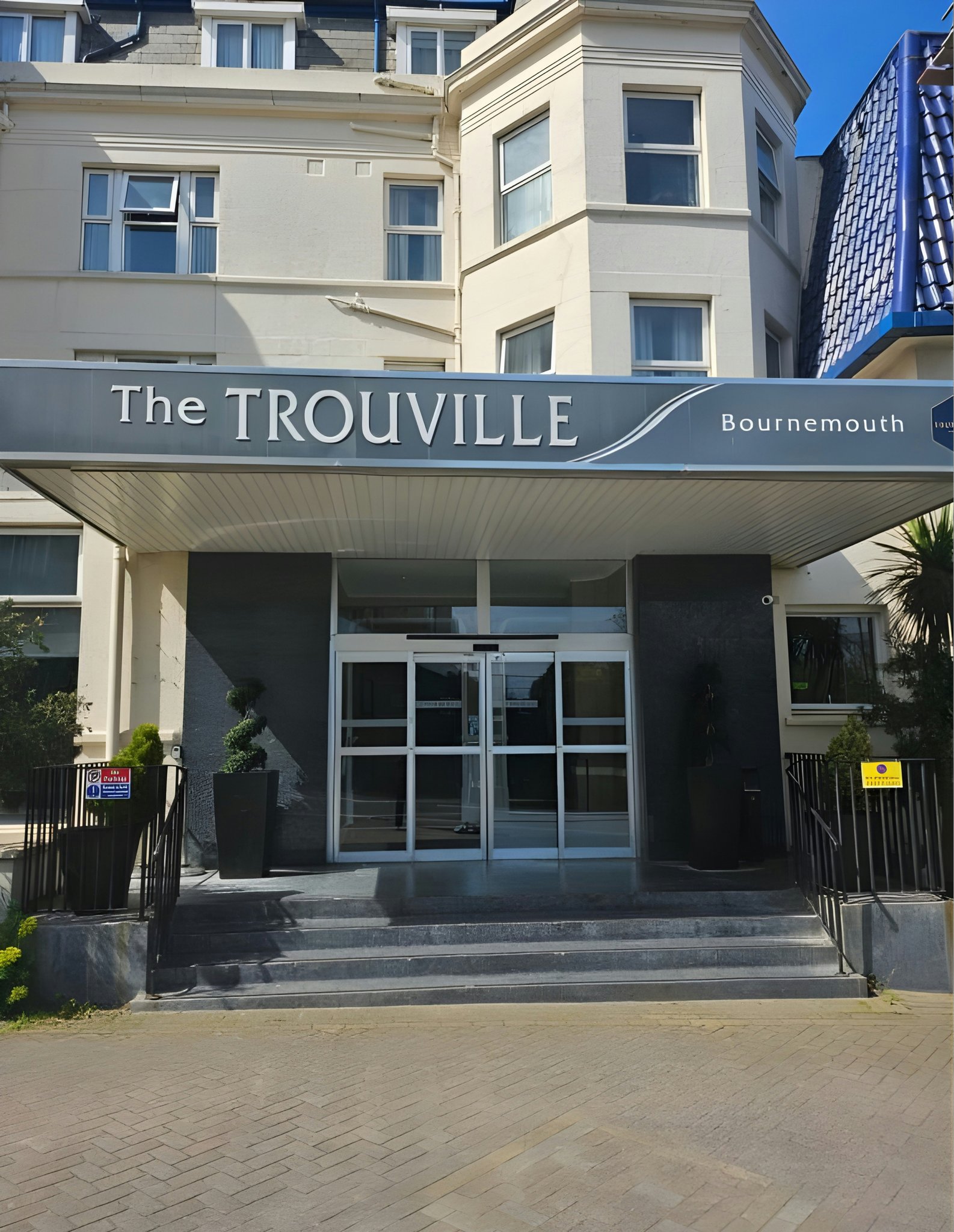 qxXR0X3TU7Bfj6WcX4jQ_Exterior_S