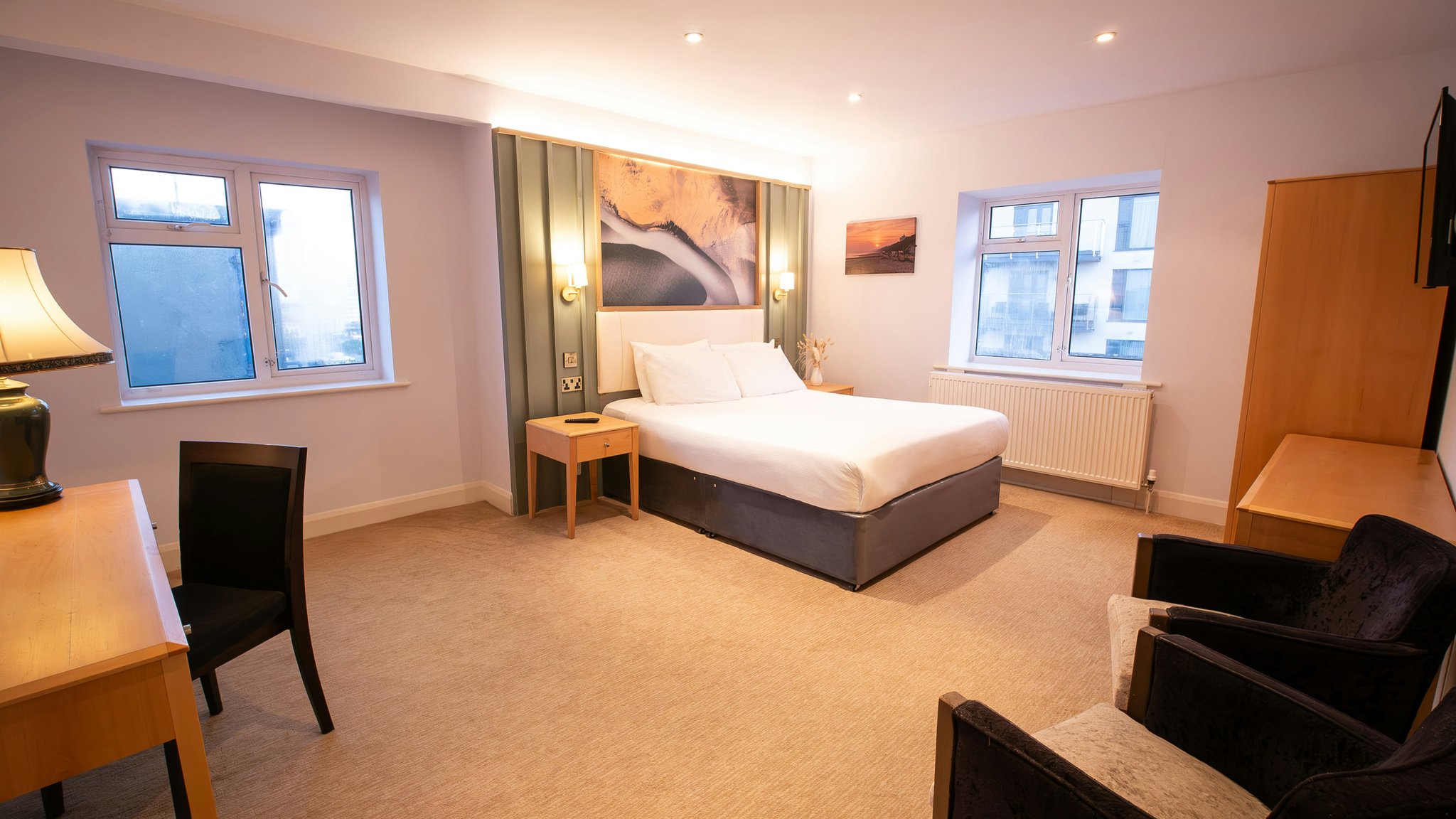 bRvZp2RplU28RiQD7llQ_Signature_2_Bedroom_Apartment_S