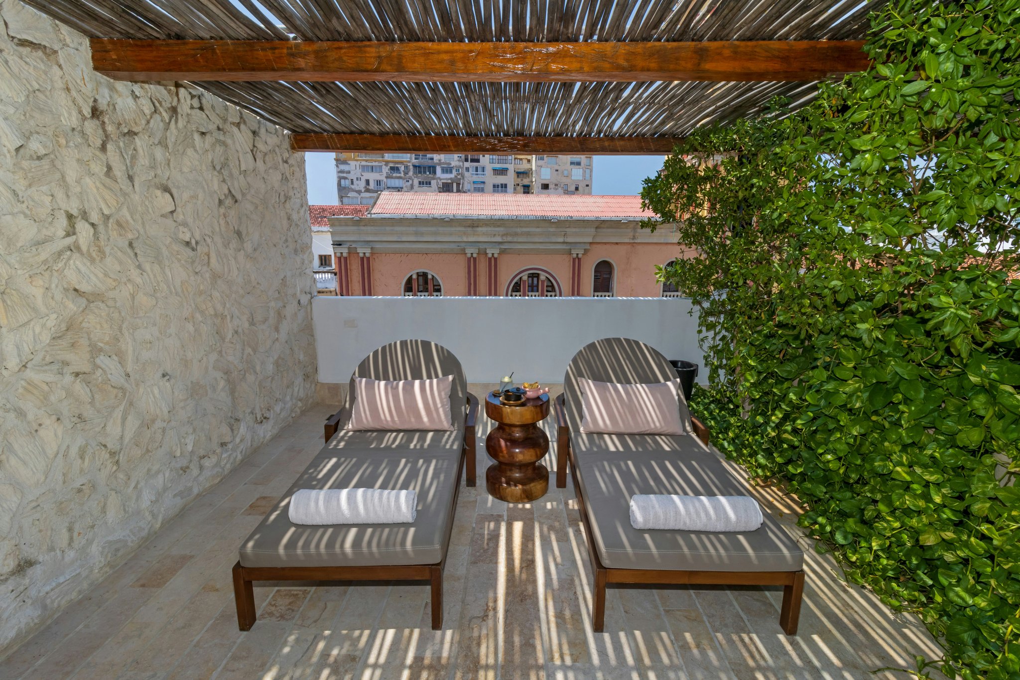 1NwpFRO0u9PXd9jBNw2A_Outdoor_Seating_(3)_S
