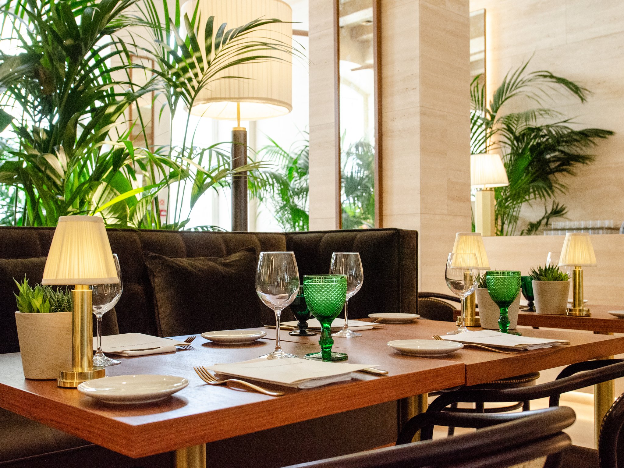 Avenida_Restaurant_and_Bar22_S