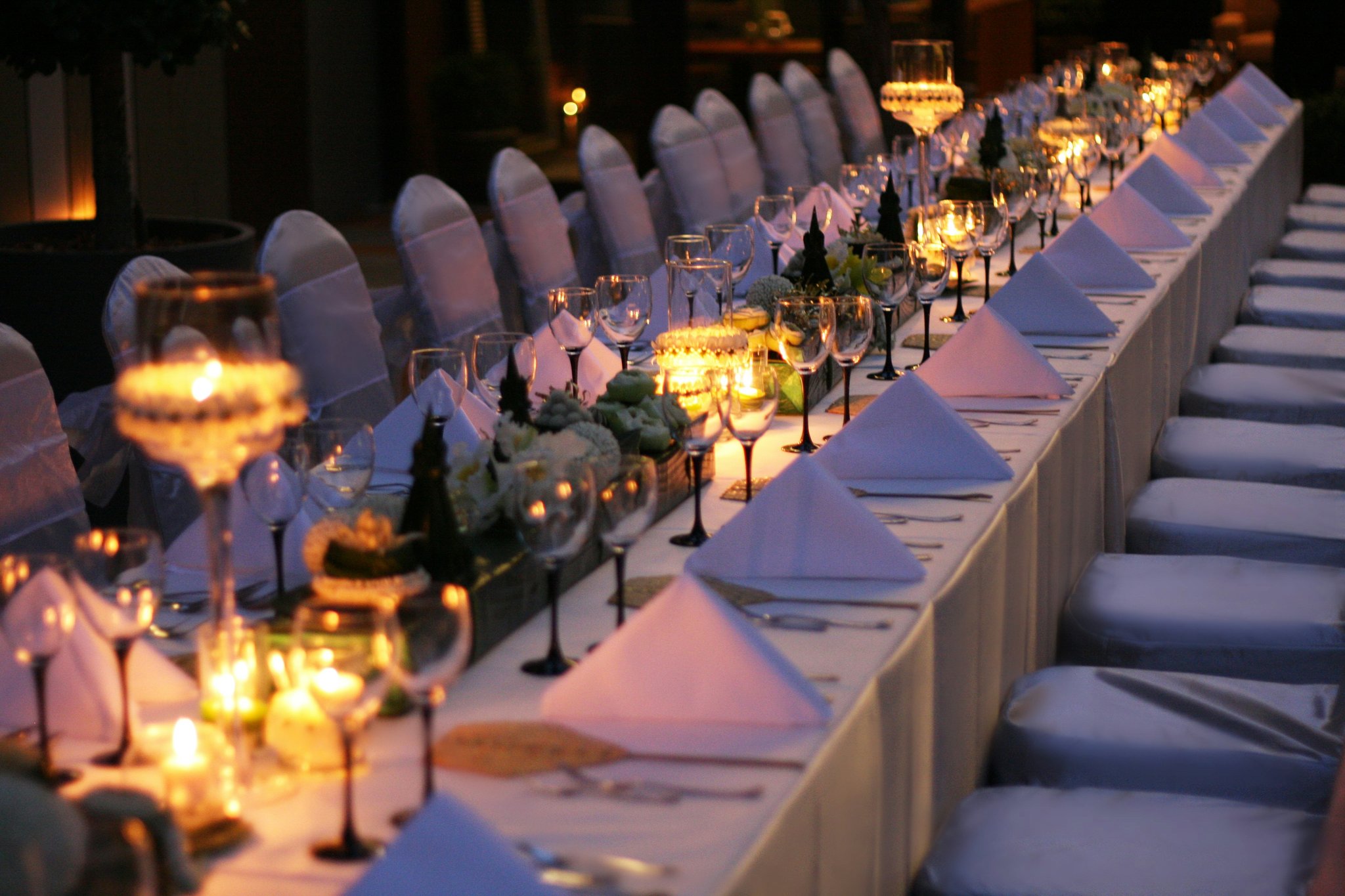 hY5dl0X9kiQe0tiqrqaTw_Hansar_MeetingRoom_SkyTerrace_02_S