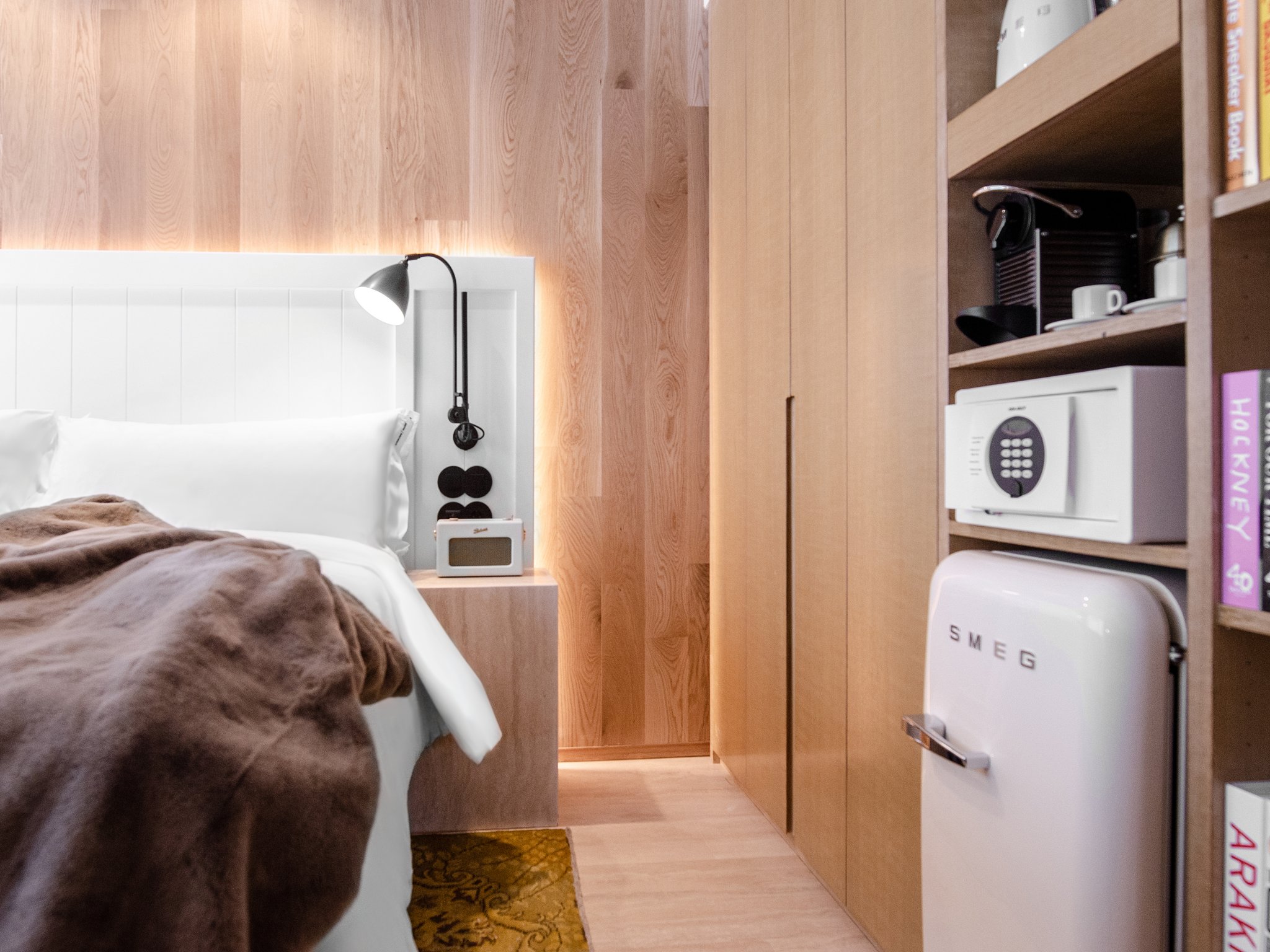 Contemporary_Standard_Small_Room9_S