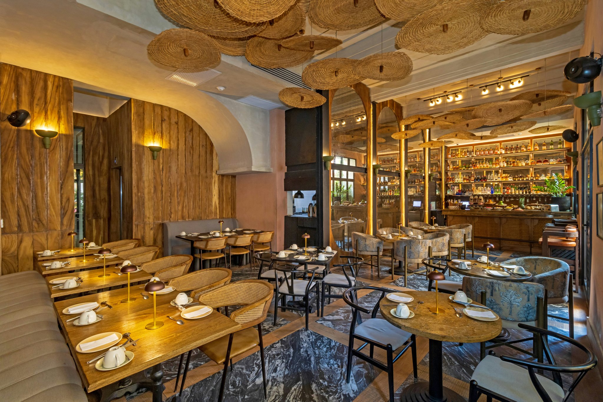 0LHok5MguUScD4SbcLHcXQ_Restaurant_(2)_S
