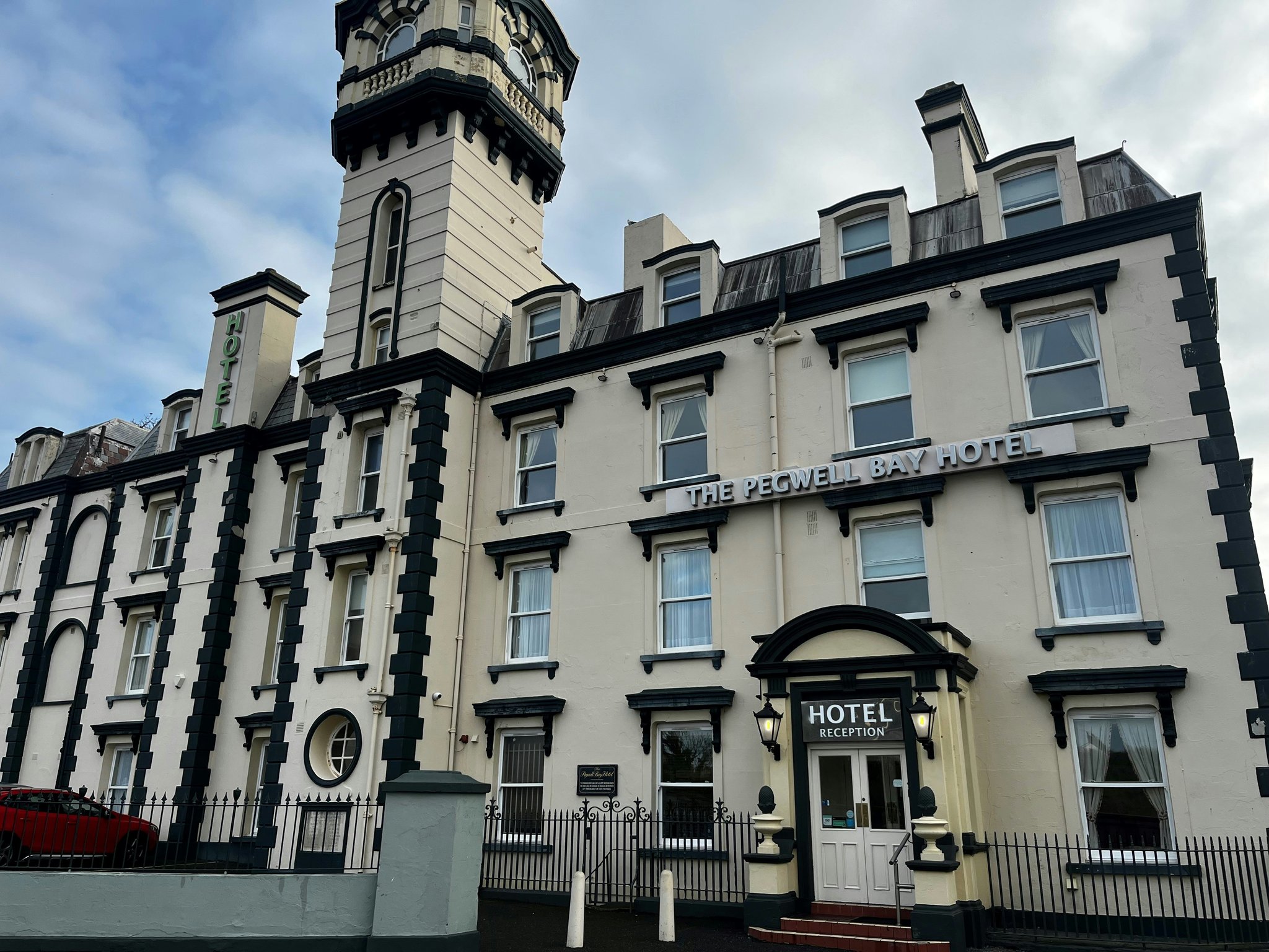 DrvPDTU9kKYknmcHK4Xg_Pegwell_Exterior_S