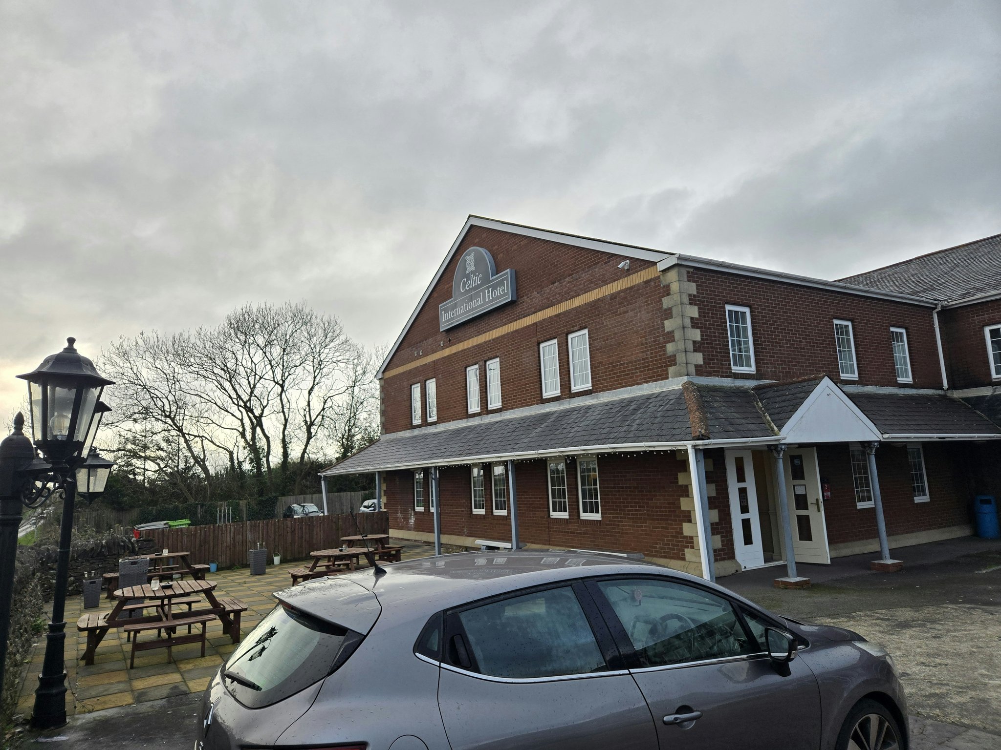 yUuZqDMBo06zSoiDH6Asg_Exterior_View_3_S