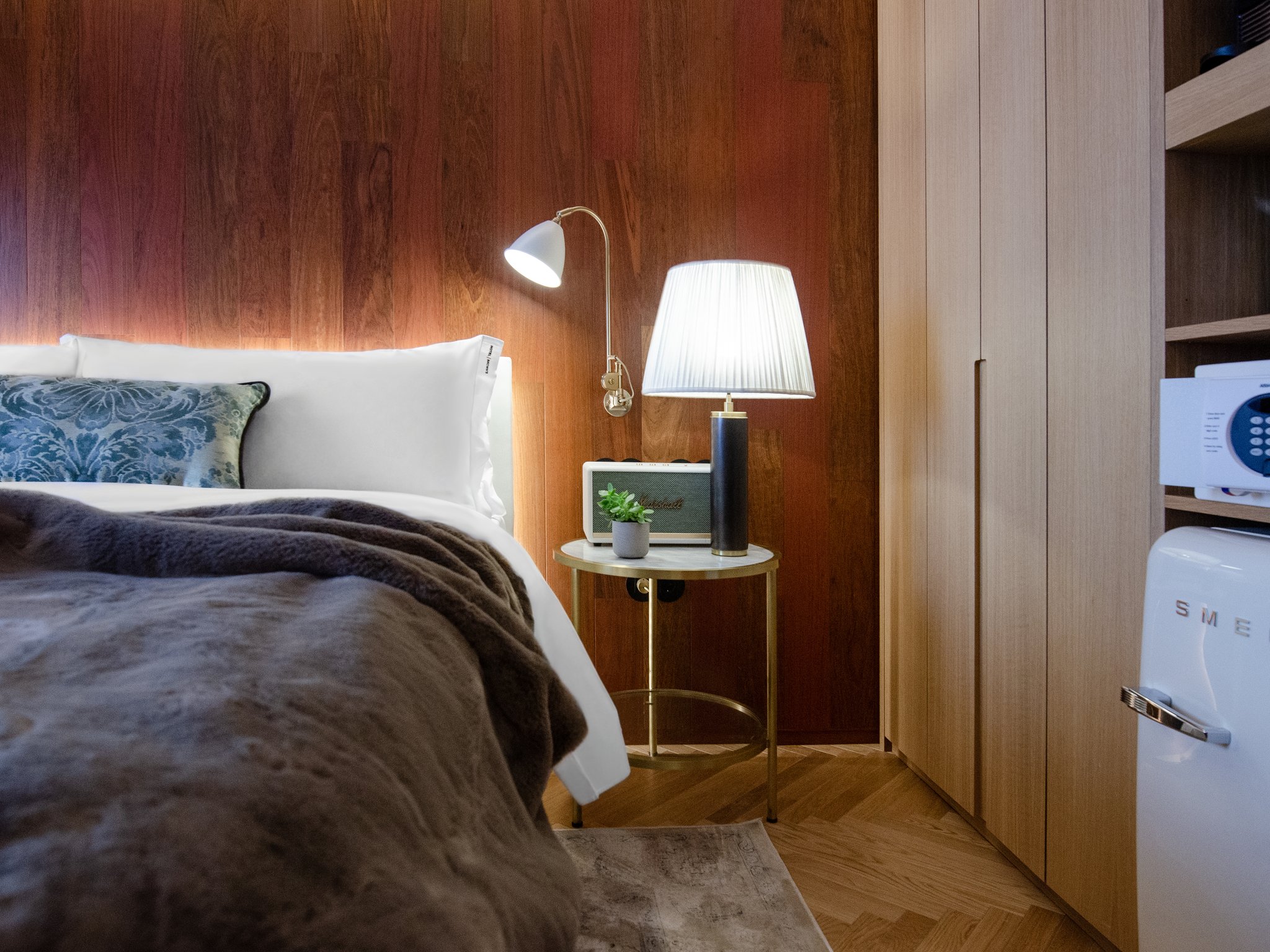 Historical_Standard_Mansard_Room_S