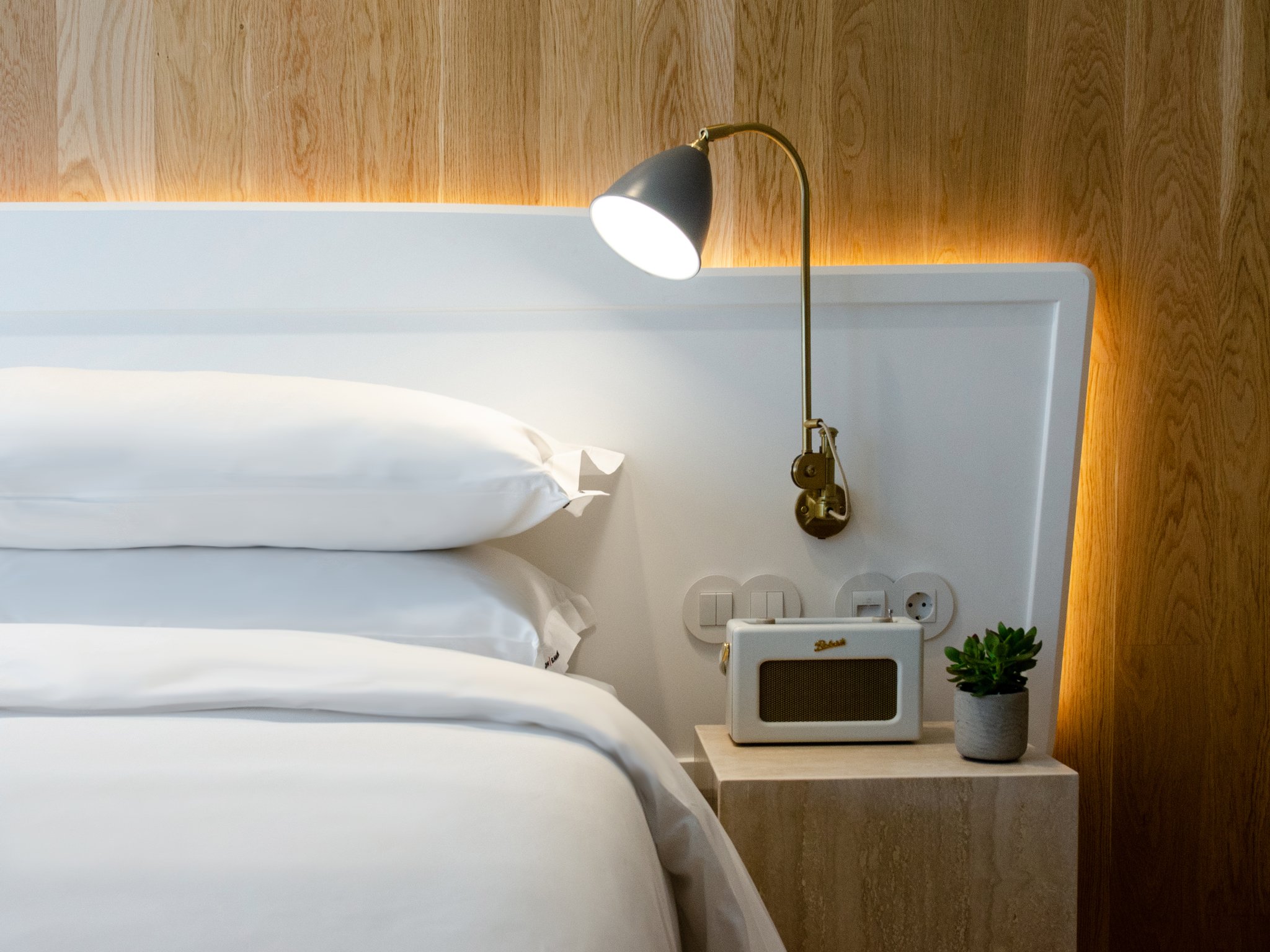 Contemporary_Standard_Small_Room_S