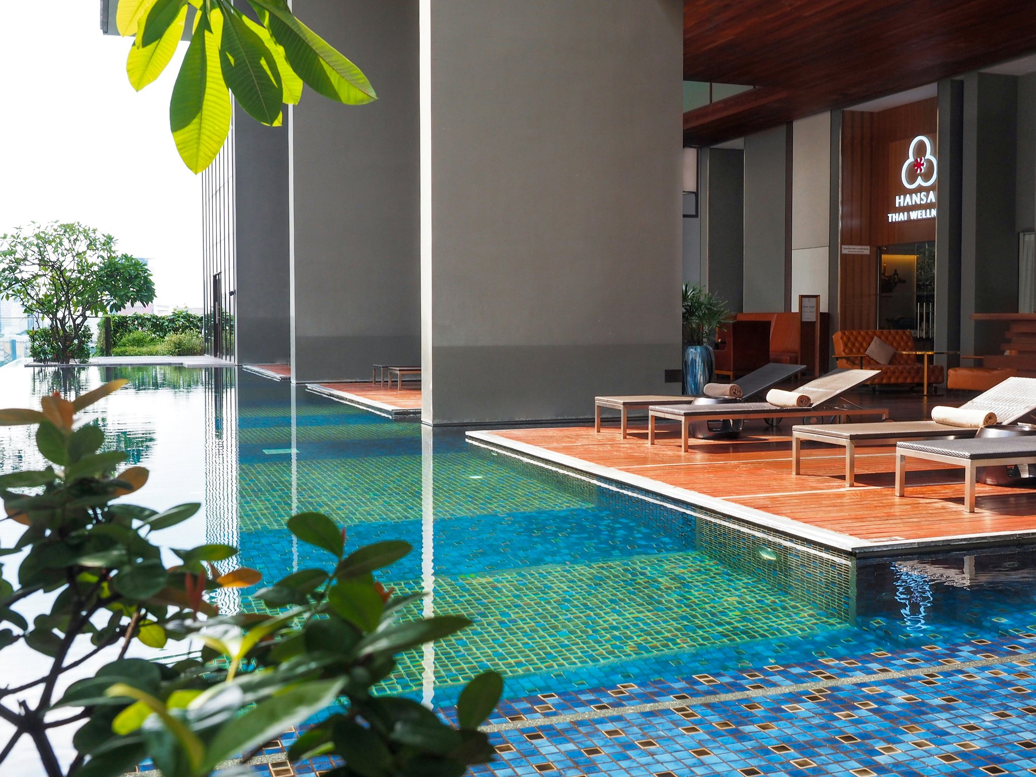 mF1xOd0dN02m0bZUlfKOHQ_Hansar_Pool_04_S