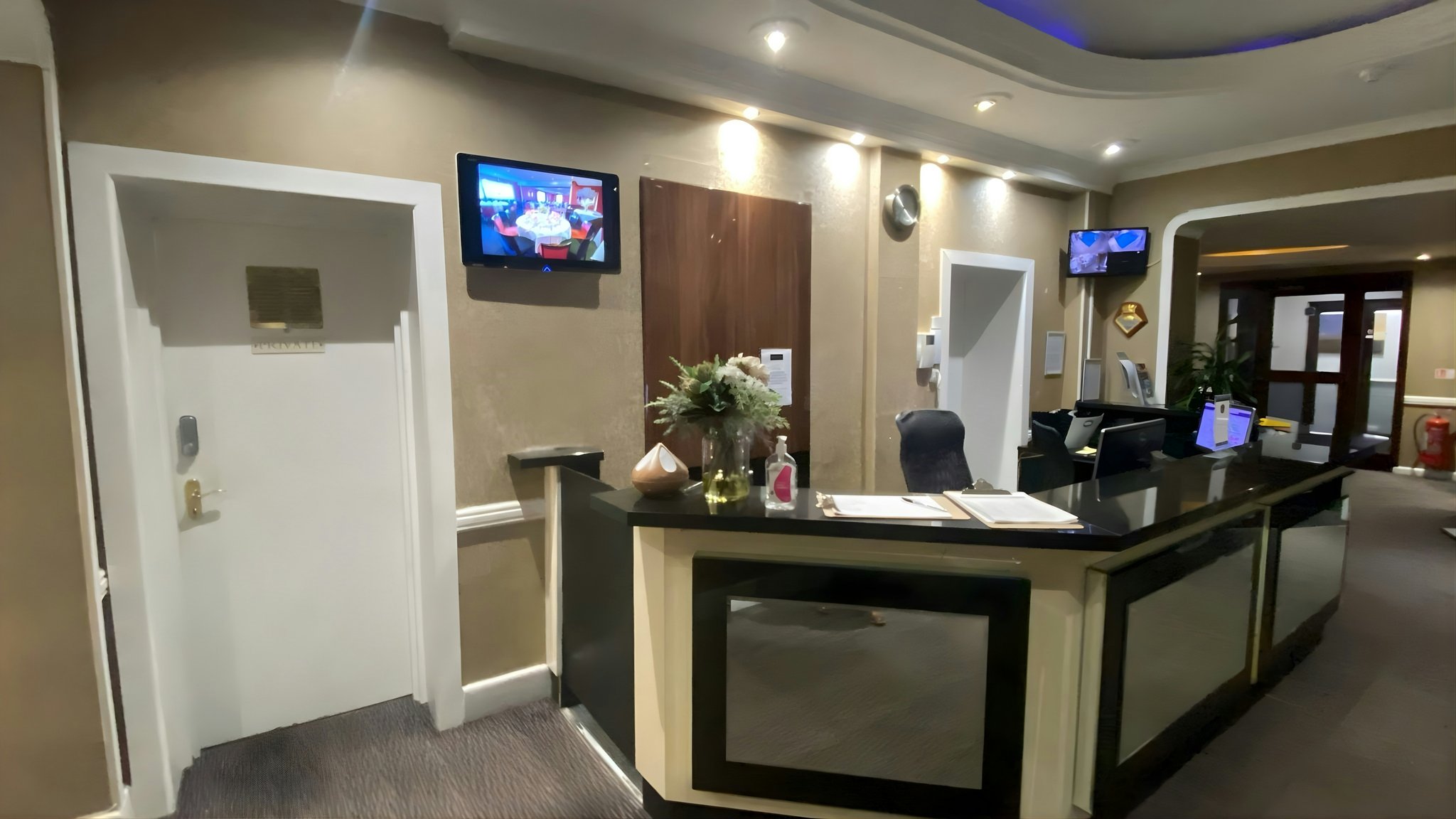 K6o46bjUiiB08gtA0FFQ_Lobby_S